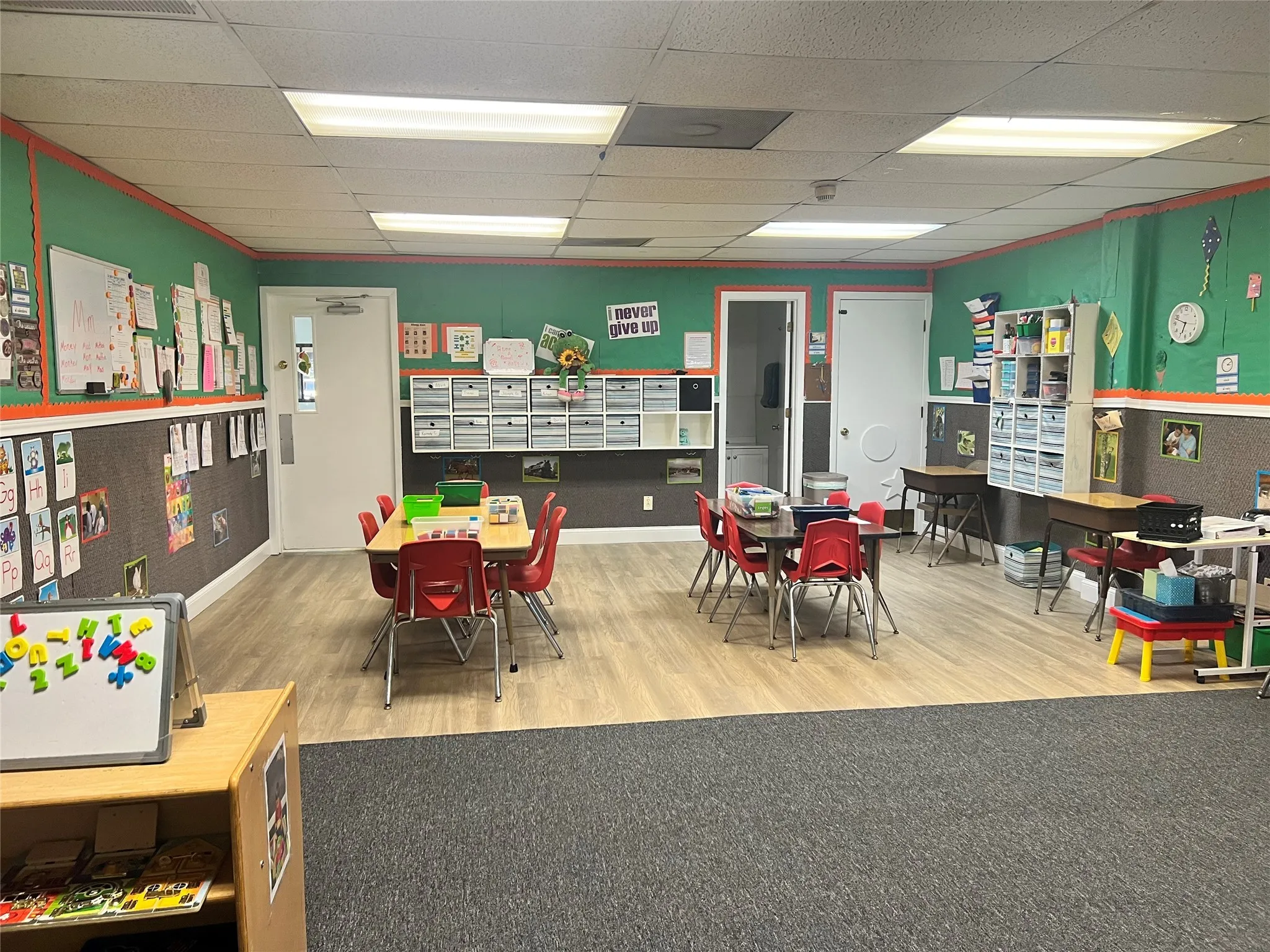 Business For Sale in Denton County , 662 S Edmonds Lane, Lewisville, Texas 75067, 0, 0, Garage spaces, 0 Sqft, built in 1983, Preowned, mls#21106048, Real Estate Agent in Lewisville, Homes For Sale in Denton county, Homes For Sale in Lewisville, Realtor in Lewisville Texas, Real Estate Brokerage Independent Realty Texas, Luminita Cordes Realtor