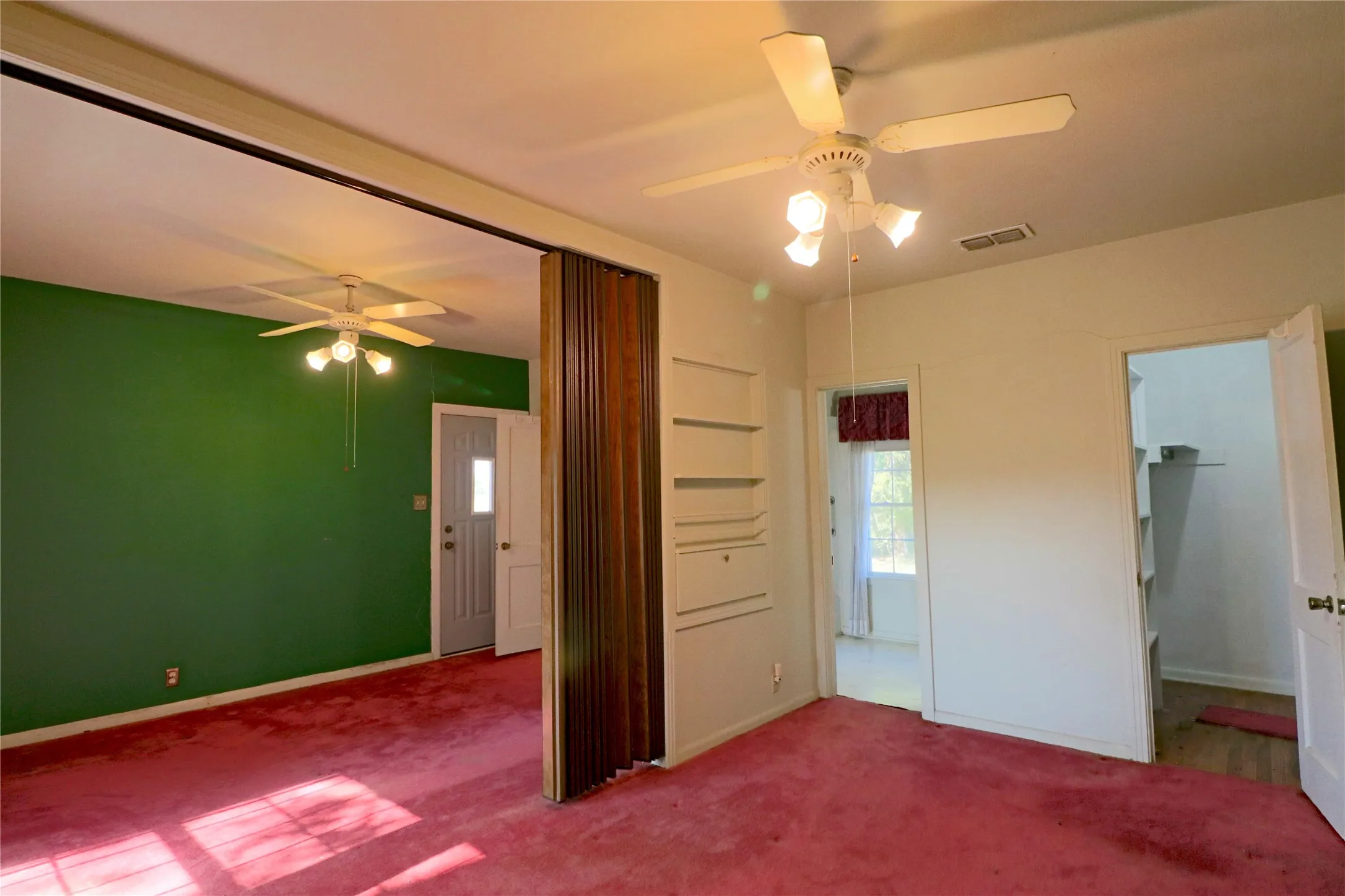 Single Family Residence For Sale in Freestone County , 1825 Fm 27 W, Wortham, Texas 76693, 3 Bedroom, 2 Bathroom, Garage spaces, 2,124 Sqft, built in 1939, mls#21106165, Real Estate Agent in Wortham, Homes For Sale in Freestone county, Homes For Sale in Wortham, Realtor in Wortham Texas, Real Estate Brokerage Independent Realty Texas, Luminita Cordes Realtor