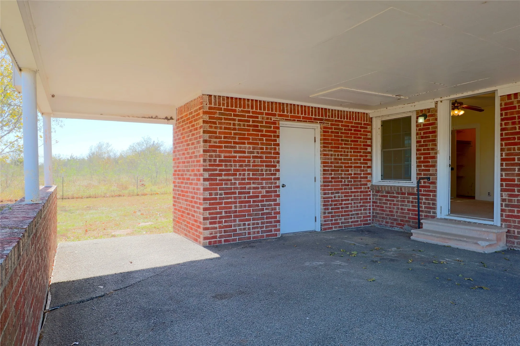 Single Family Residence For Sale in Freestone County , 1825 Fm 27 W, Wortham, Texas 76693, 3 Bedroom, 2 Bathroom, Garage spaces, 2,124 Sqft, built in 1939, mls#21106165, Real Estate Agent in Wortham, Homes For Sale in Freestone county, Homes For Sale in Wortham, Realtor in Wortham Texas, Real Estate Brokerage Independent Realty Texas, Luminita Cordes Realtor