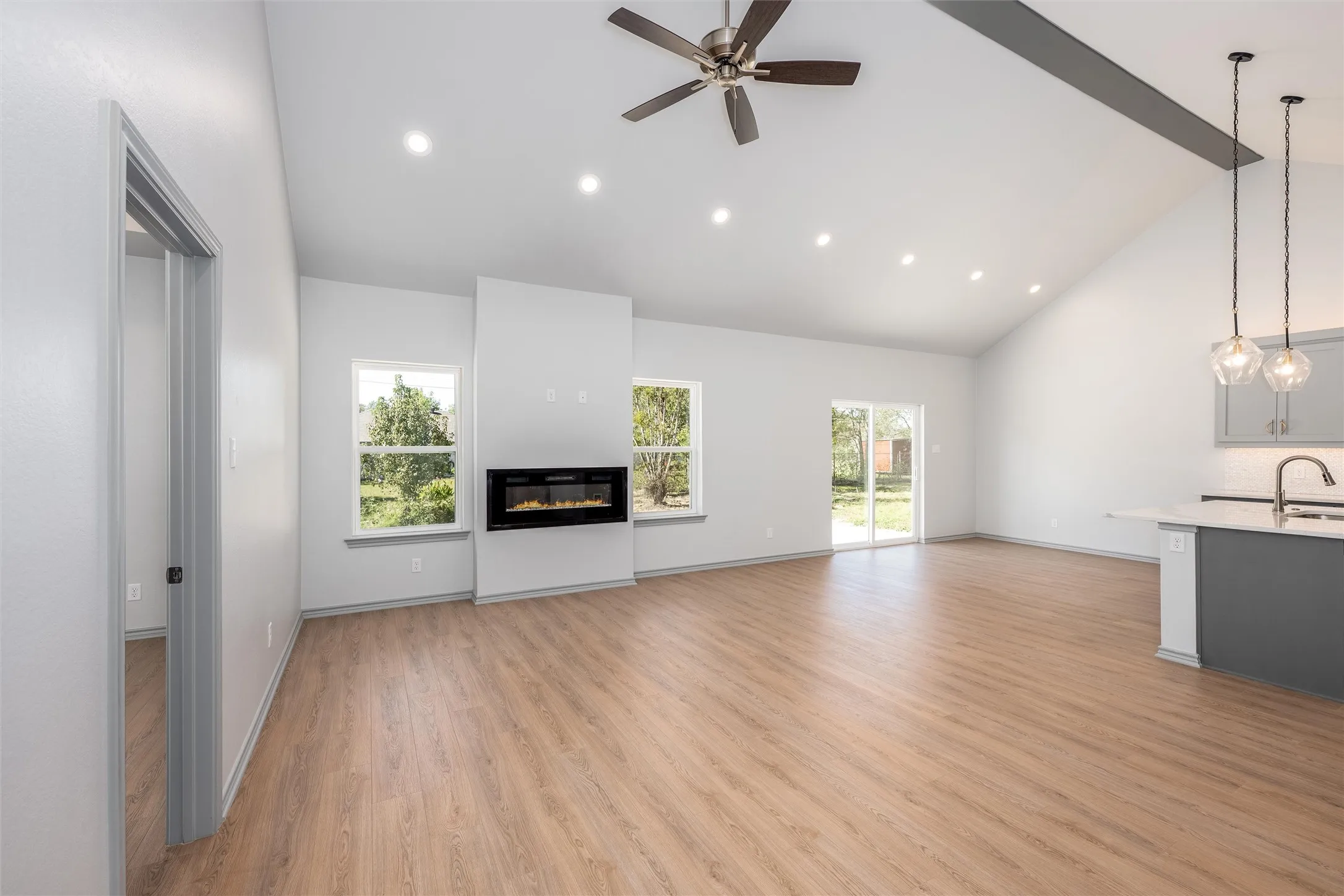 Single Family Residence For Sale in Henderson County , 213 Anchor Lane, Gun Barrel City, Texas 75156, 3 Bedroom, 3 Bathroom, 2 Garage spaces, 1,701 Sqft, built in 2025, New Construction - Complete, mls#21106228, Real Estate Agent in Gun Barrel City, Homes For Sale in Henderson county, Homes For Sale in Gun Barrel City, Realtor in Gun Barrel City Texas, Real Estate Brokerage Independent Realty Texas, Luminita Cordes Realtor