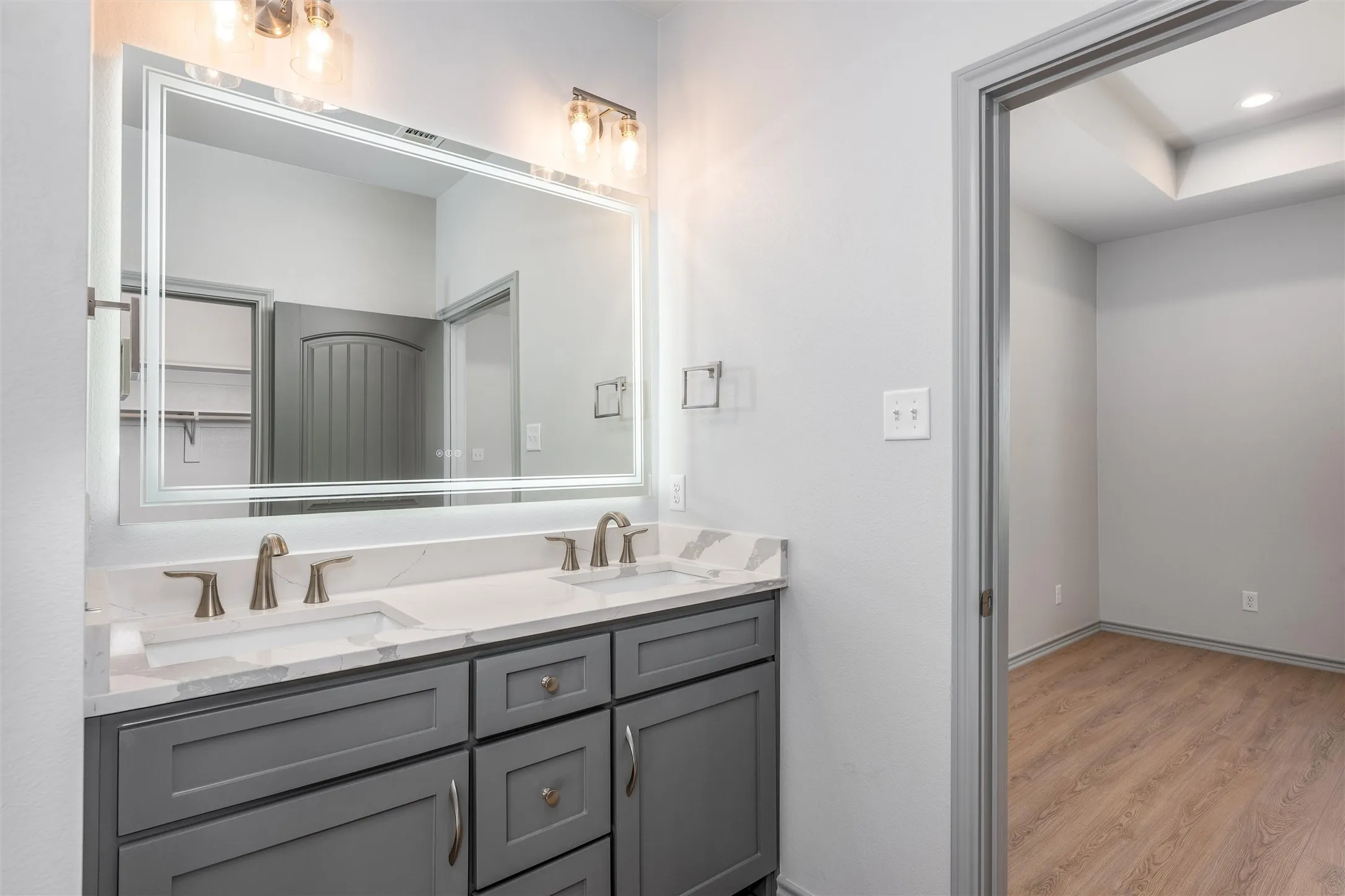 Single Family Residence For Sale in Henderson County , 213 Anchor Lane, Gun Barrel City, Texas 75156, 3 Bedroom, 3 Bathroom, 2 Garage spaces, 1,701 Sqft, built in 2025, New Construction - Complete, mls#21106228, Real Estate Agent in Gun Barrel City, Homes For Sale in Henderson county, Homes For Sale in Gun Barrel City, Realtor in Gun Barrel City Texas, Real Estate Brokerage Independent Realty Texas, Luminita Cordes Realtor