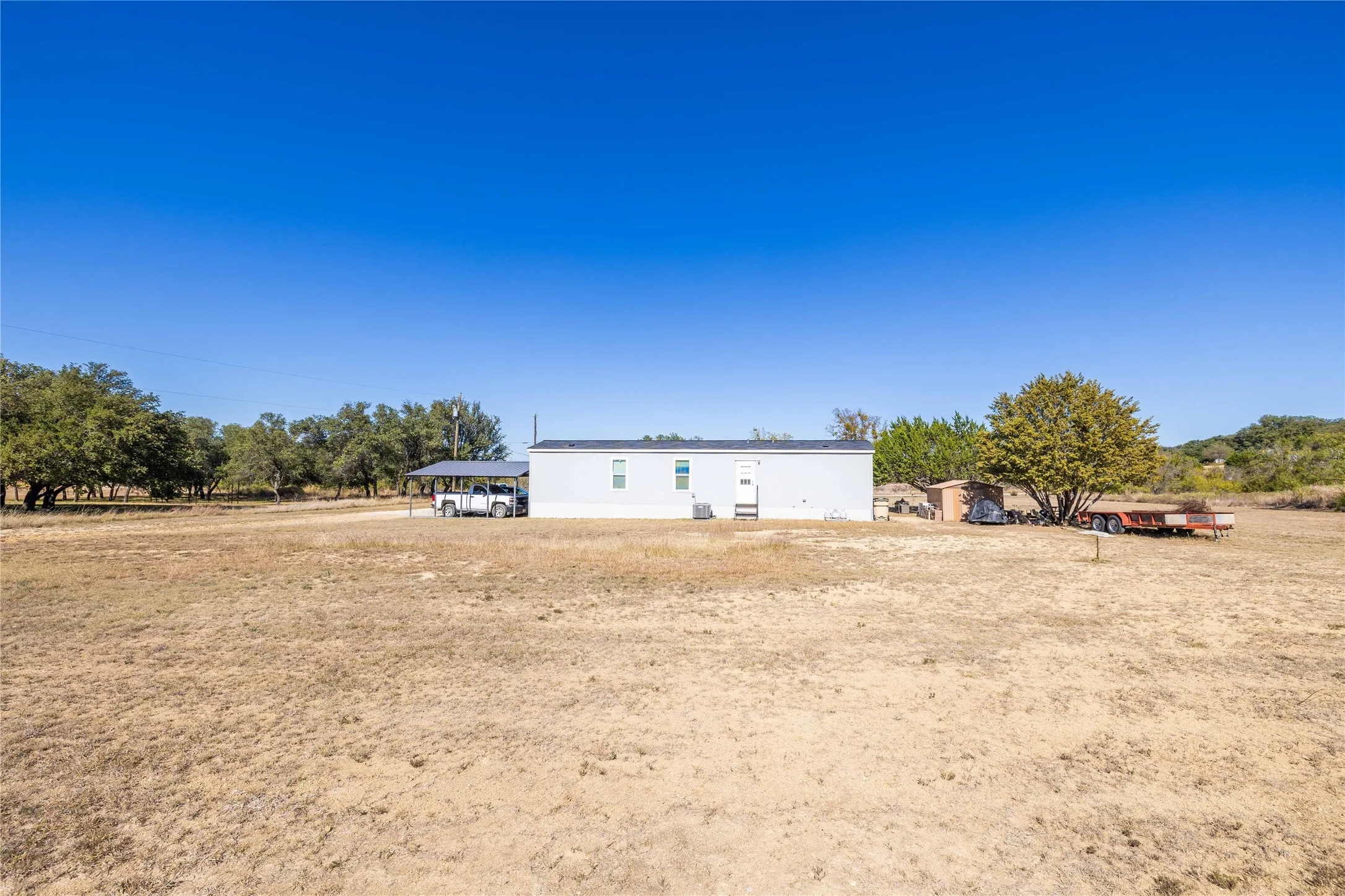 Manufactured Home For Sale in Brown County , 6935 County Road 467, Brownwood, Texas 76801, 2 Bedroom, 1 Bathroom, Garage spaces, 784 Sqft, built in 2024, Preowned, mls#21103441, Real Estate Agent in Brownwood, Homes For Sale in Brown county, Homes For Sale in Brownwood, Realtor in Brownwood Texas, Real Estate Brokerage Independent Realty Texas, Luminita Cordes Realtor