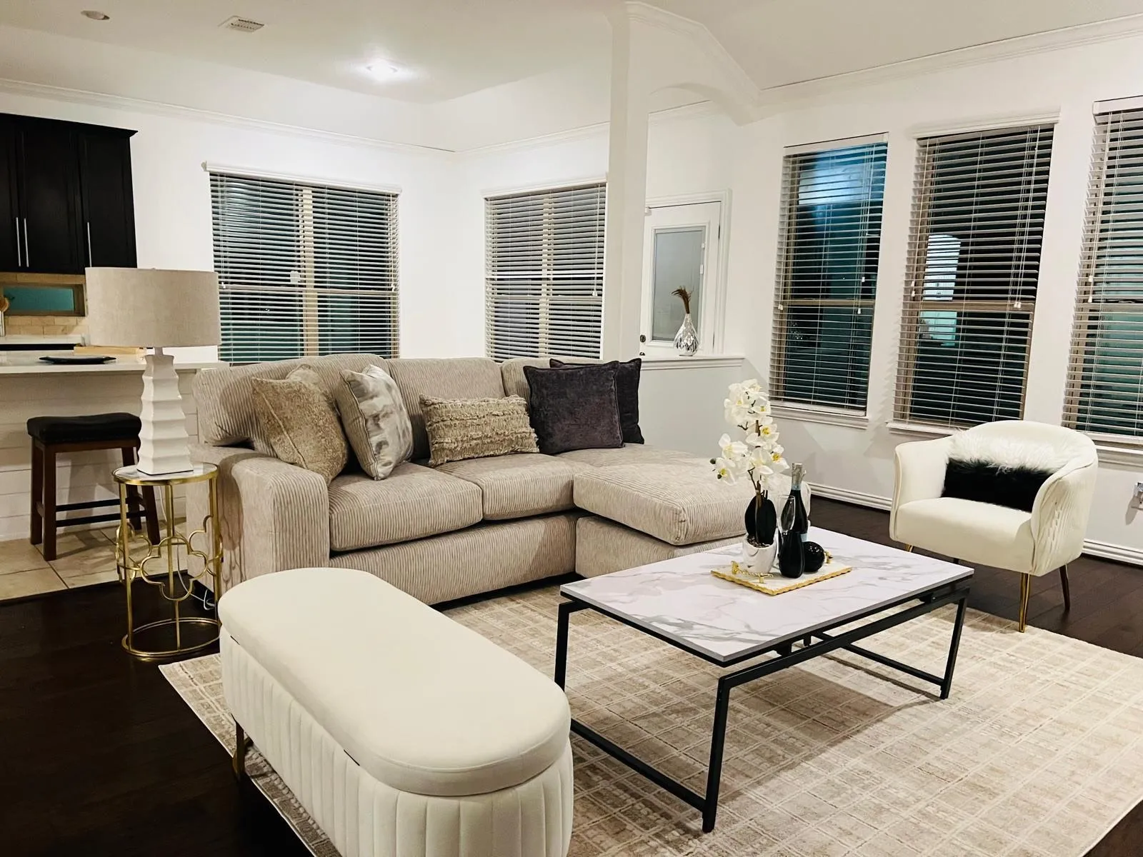 Large oversized living area open to the kitchen
