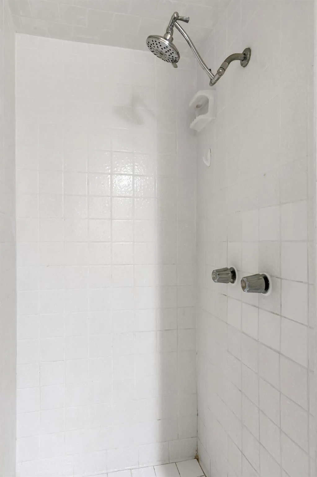 Single Family Residence For Sale in Freestone County , 406 Chumney Drive, Teague, Texas 75860, 3 Bedroom, 2 Bathroom, Garage spaces, 2,100 Sqft, built in 1975, Preowned, mls#21102784, Real Estate Agent in Teague, Homes For Sale in Freestone county, Homes For Sale in Teague, Realtor in Teague Texas, Real Estate Brokerage Independent Realty Texas, Luminita Cordes Realtor