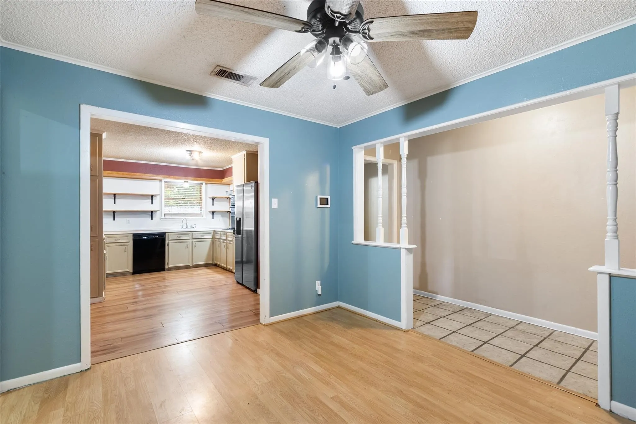 Single Family Residence For Sale in Freestone County , 406 Chumney Drive, Teague, Texas 75860, 3 Bedroom, 2 Bathroom, Garage spaces, 2,100 Sqft, built in 1975, Preowned, mls#21102784, Real Estate Agent in Teague, Homes For Sale in Freestone county, Homes For Sale in Teague, Realtor in Teague Texas, Real Estate Brokerage Independent Realty Texas, Luminita Cordes Realtor