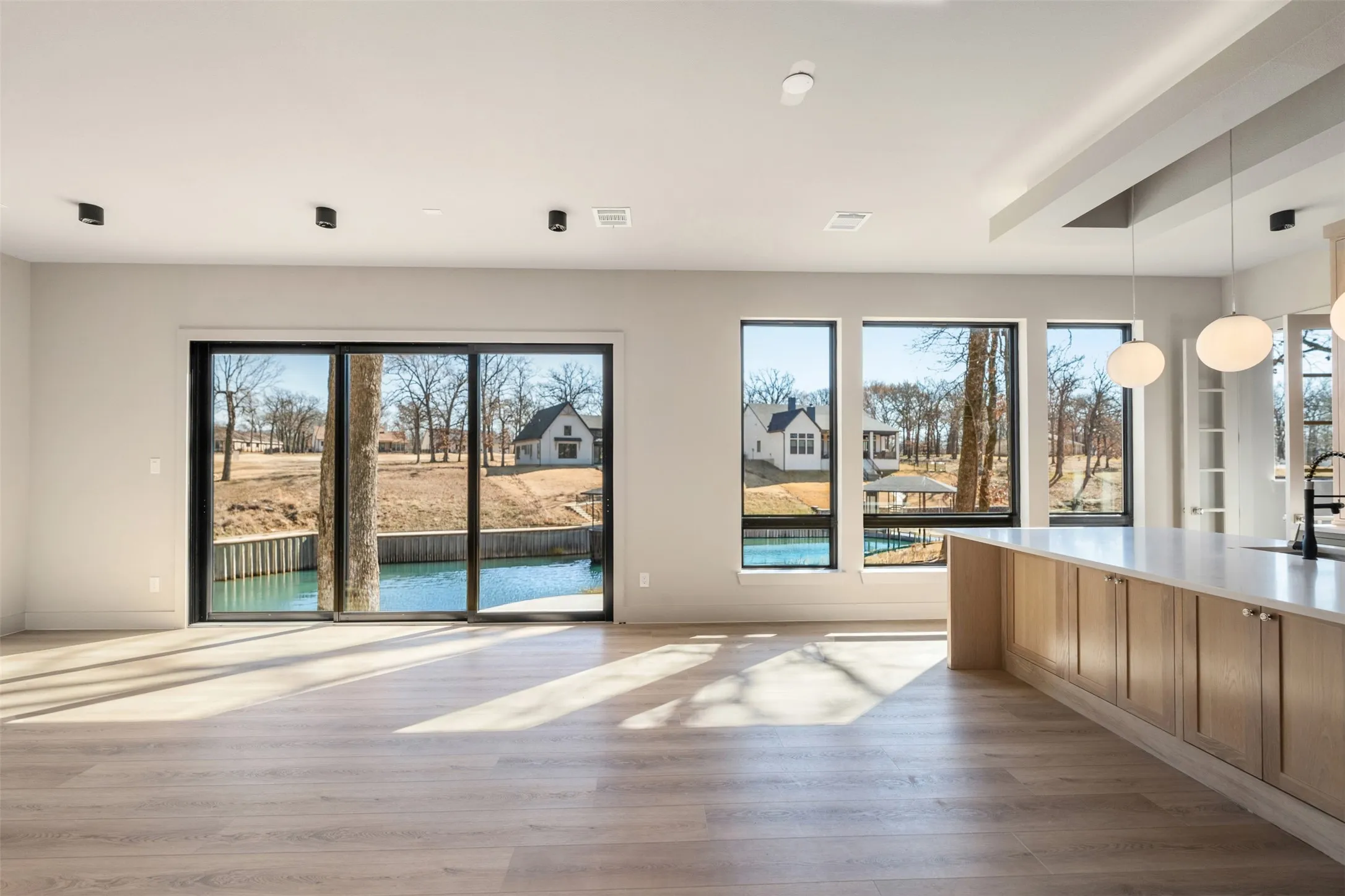 Single Family Residence For Sale in Henderson County , 116 Pinnacle Club Drive, Mabank, Texas 75156, 3 Bedroom, 3 Bathroom, 2 Garage spaces, 2,600 Sqft, built in 2025, New Construction - Incomplete, mls#21106278, Real Estate Agent in Mabank, Homes For Sale in Henderson county, Homes For Sale in Mabank, Realtor in Mabank Texas, Real Estate Brokerage Independent Realty Texas, Luminita Cordes Realtor