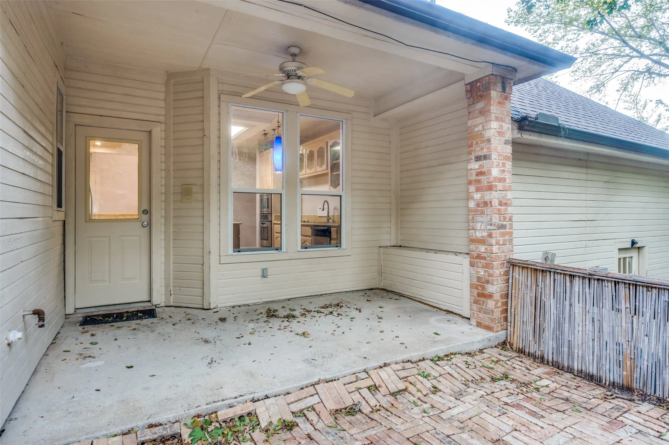 Covered Patio just off of the HUGE kitchen!
