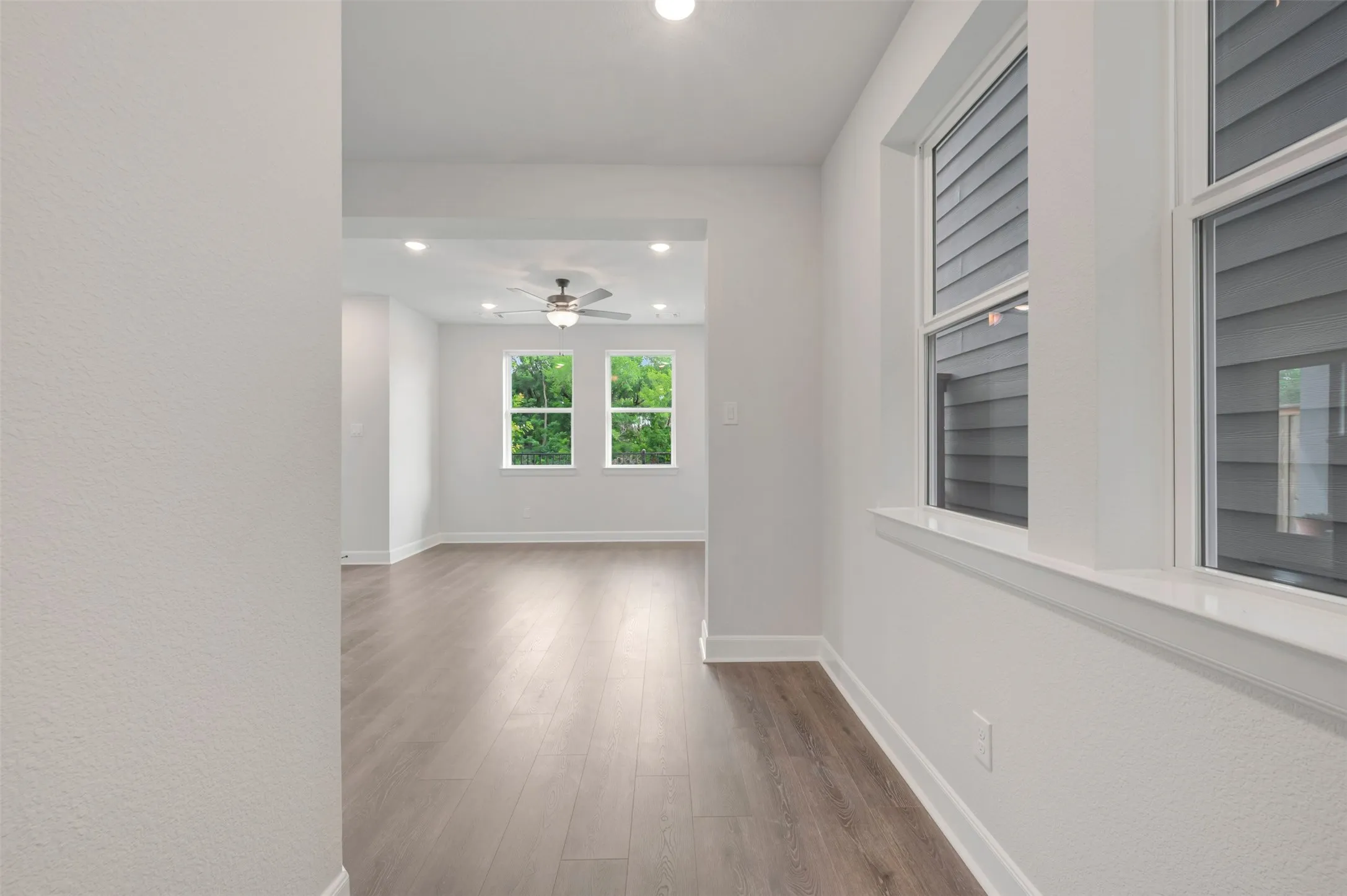 Single Family Residence For Sale in Tarrant County , 5825 Water Bridge Lane, Fort Worth, Texas 76109, 3 Bedroom, 3 Bathroom, 2 Garage spaces, 2,211 Sqft, built in 2025, mls#21106477, Real Estate Agent in Fort Worth, Homes For Sale in Tarrant county, Homes For Sale in Fort Worth, Realtor in Fort Worth Texas, Real Estate Brokerage Independent Realty Texas, Luminita Cordes Realtor