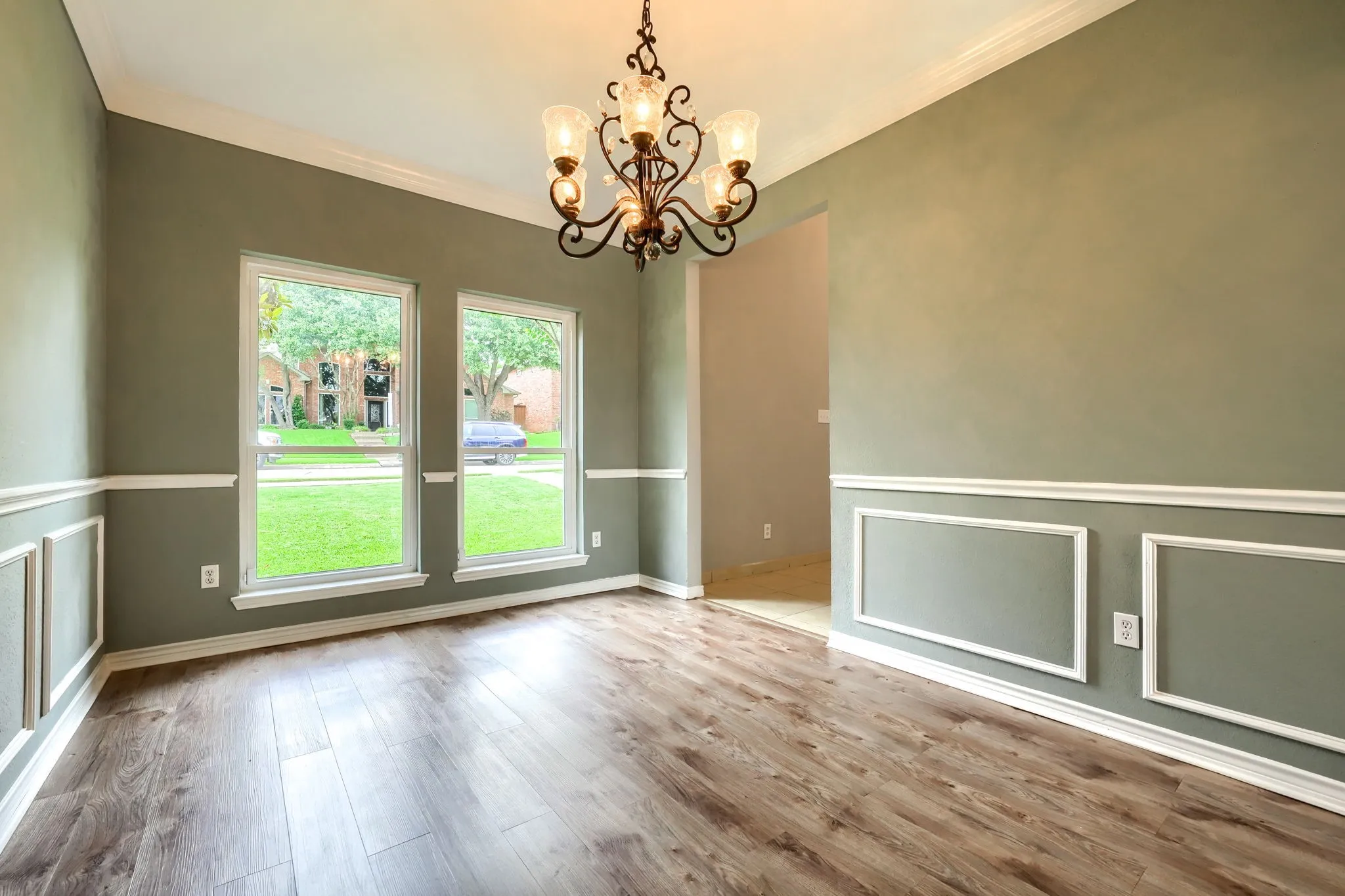 Single Family Residence For Sale in Dallas County , 2309 York Court, Carrollton, Texas 75006, 4 Bedroom, 3 Bathroom, 2 Garage spaces, 2,507 Sqft, built in 1993, Preowned, mls#21105478, Real Estate Agent in Carrollton, Homes For Sale in Dallas county, Homes For Sale in Carrollton, Realtor in Carrollton Texas, Real Estate Brokerage Independent Realty Texas, Luminita Cordes Realtor