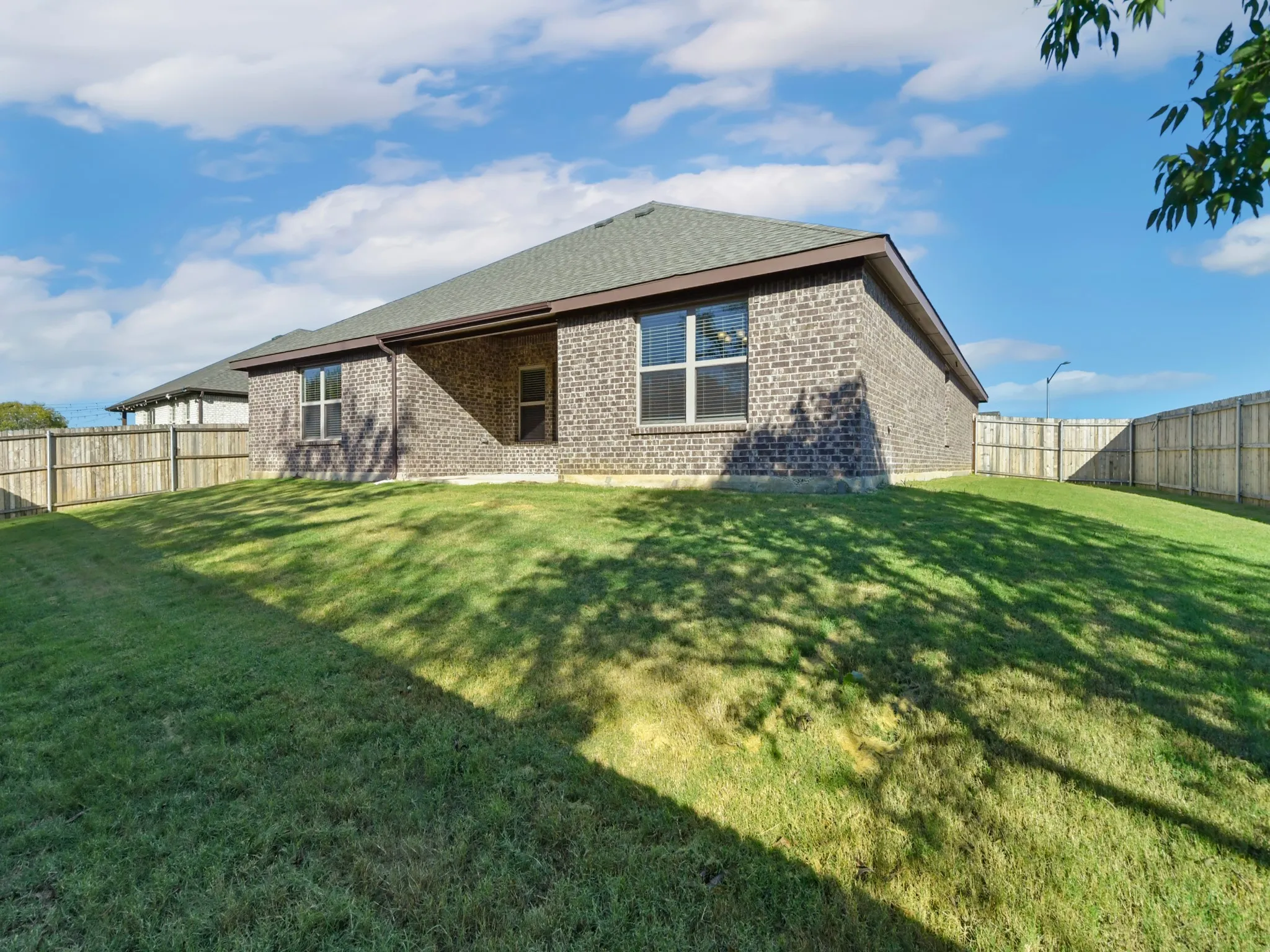 Single Family Residence For Sale in Cooke County , 309 Horseshoe Bend, Valley View, Texas 76272, 4 Bedroom, 2 Bathroom, 2 Garage spaces, 2,234 Sqft, built in 2025, New Construction - Complete, mls#21106812, Real Estate Agent in Valley View, Homes For Sale in Cooke county, Homes For Sale in Valley View, Realtor in Valley View Texas, Real Estate Brokerage Independent Realty Texas, Luminita Cordes Realtor