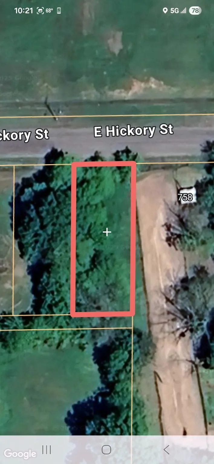 Unimproved Land For Sale in Lamar County , TBD Hickory Street, Paris, Texas 75460, 0, 0, Garage spaces, 0 Sqft, built in 0, Price $8,000, mls#21106972, Real Estate Agent in Paris, Homes For Sale in Lamar county, Homes For Sale in Paris, Realtor in Paris Texas, Real Estate Brokerage Independent Realty Texas, Luminita Cordes Realtor