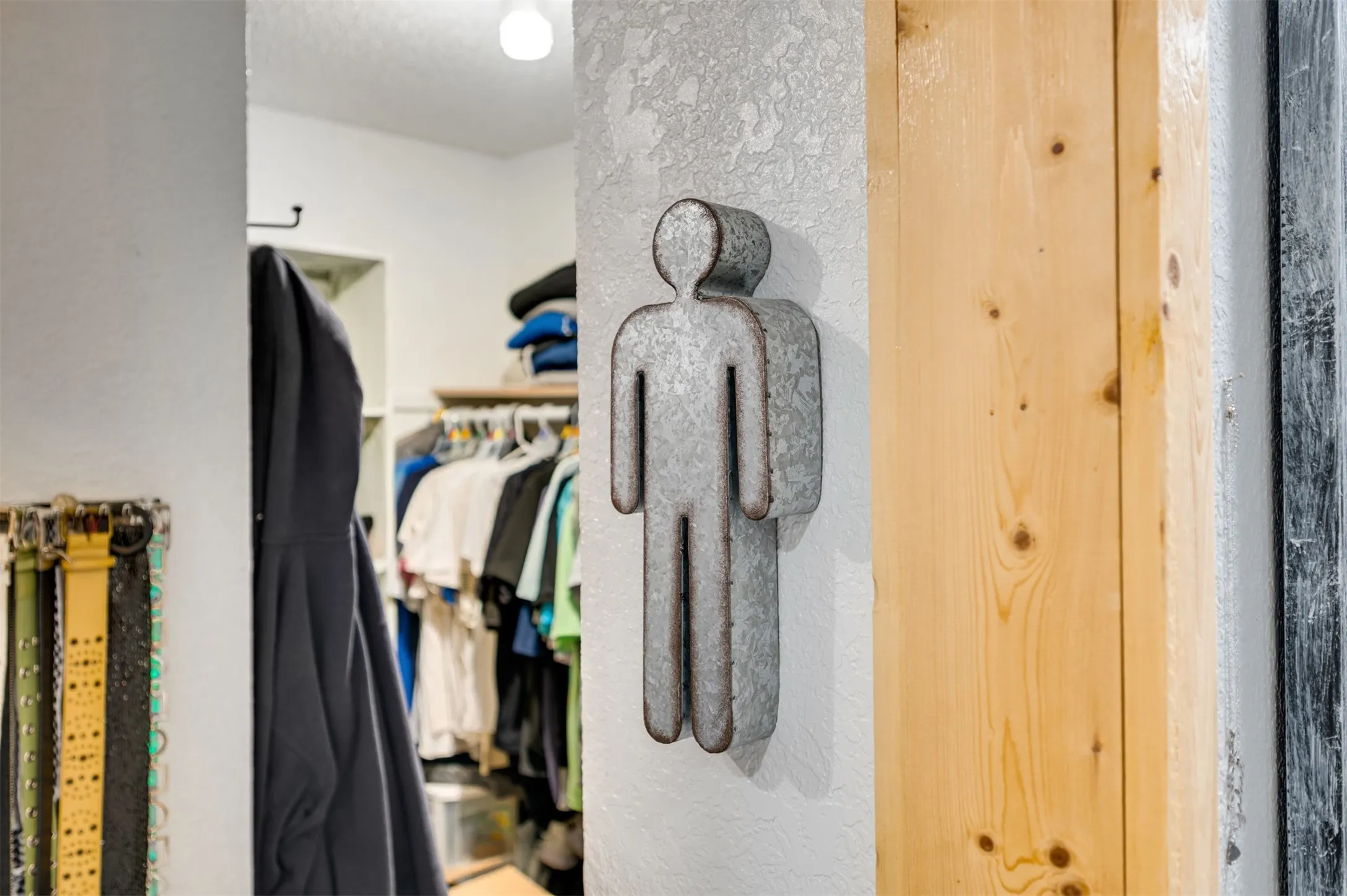 His and hers walk in closets