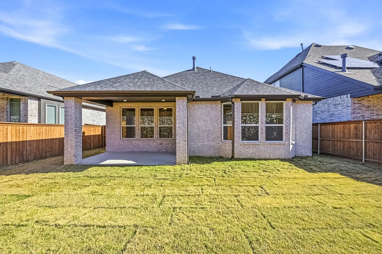 Single Family Residence For Sale in Grayson County , 5048 Westhaven Circle, Denison, Texas 75020, 3 Bedroom, 3 Bathroom, 2 Garage spaces, 2,120 Sqft, built in 2025, New Construction - Incomplete, mls#21107141, Real Estate Agent in Denison, Homes For Sale in Grayson county, Homes For Sale in Denison, Realtor in Denison Texas, Real Estate Brokerage Independent Realty Texas, Luminita Cordes Realtor