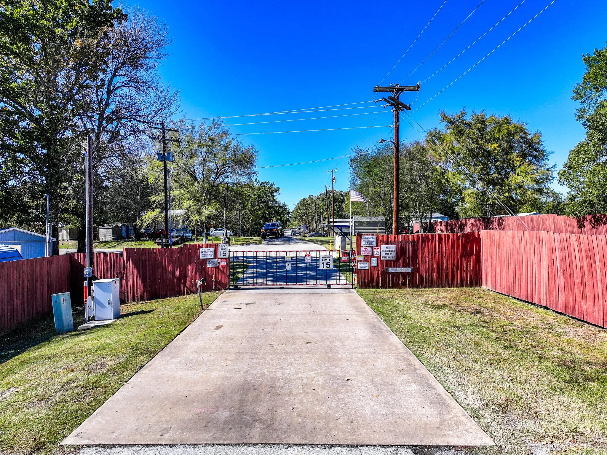 Improved Land For Sale in Wood County , Lots 514-517 Elm (White Oak Shores) Street, Yantis, Texas 75497, 0, 0, Garage spaces, 0 Sqft, built in 0, mls#21107259, Real Estate Agent in Yantis, Homes For Sale in Wood county, Homes For Sale in Yantis, Realtor in Yantis Texas, Real Estate Brokerage Independent Realty Texas, Luminita Cordes Realtor