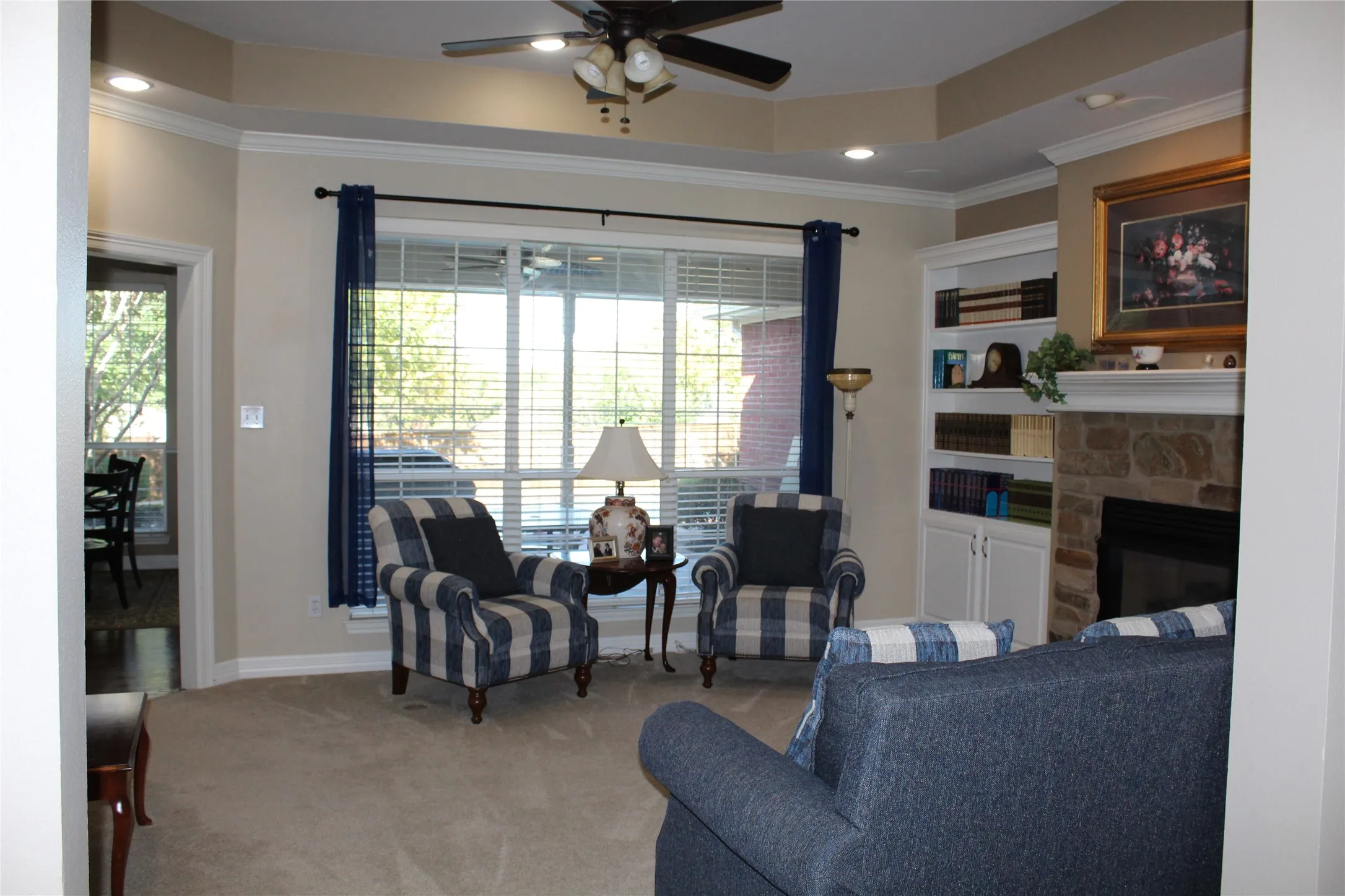 Single Family Residence For Sale in Grayson County , 2131 Deer Run, Denison, Texas 75020, 3 Bedrooms, 2 Bathrooms, 3 Garage spaces, 2,779 Sqft, built in 2000, Price $445,900, mls#21107440, Real Estate Agent in Denison, Homes For Sale in Grayson county, Homes For Sale in Denison, Realtor in Denison Texas, Real Estate Brokerage Independent Realty Texas, Luminita Cordes Realtor