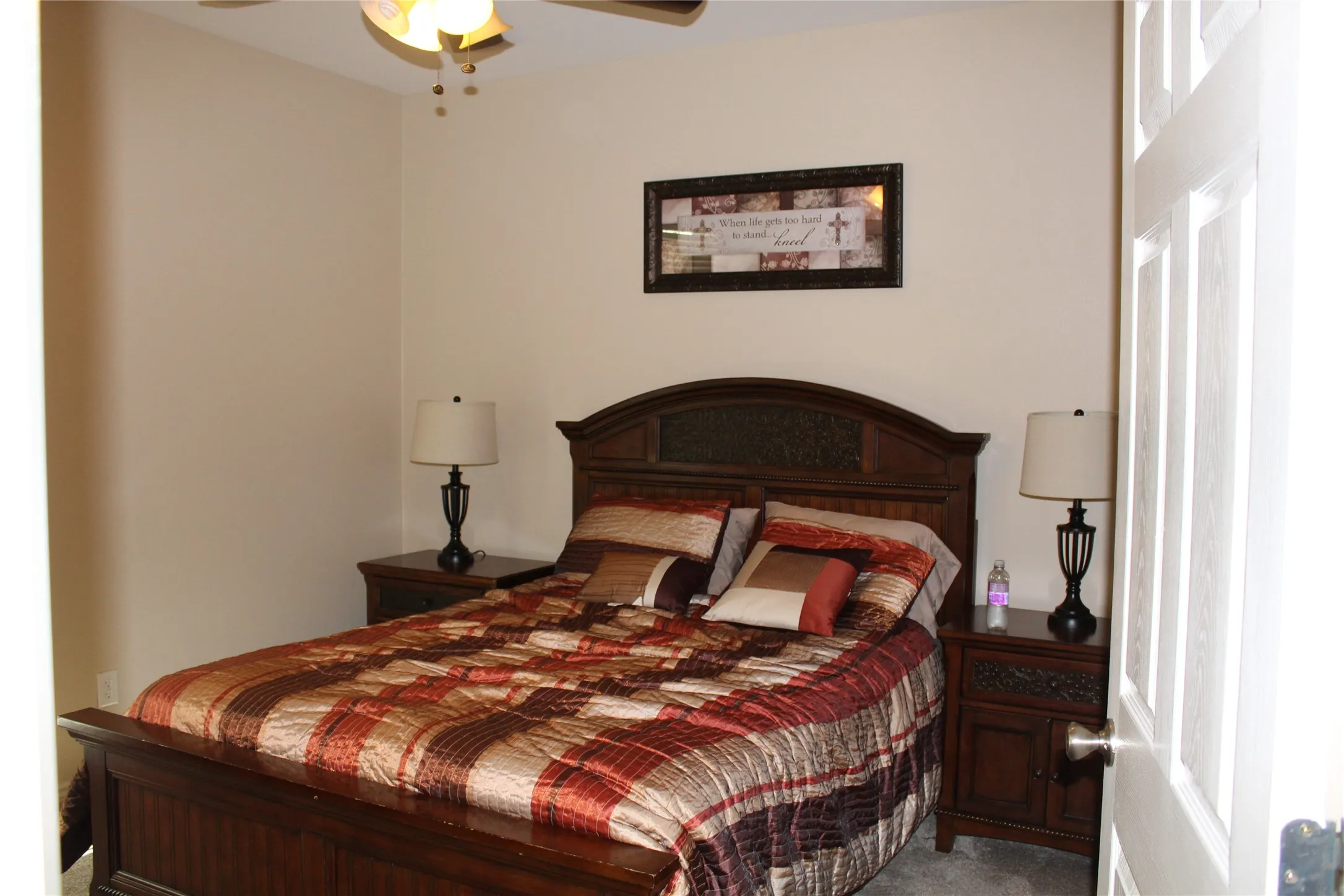 Single Family Residence For Sale in Grayson County , 2131 Deer Run, Denison, Texas 75020, 3 Bedrooms, 2 Bathrooms, 3 Garage spaces, 2,779 Sqft, built in 2000, Price $445,900, mls#21107440, Real Estate Agent in Denison, Homes For Sale in Grayson county, Homes For Sale in Denison, Realtor in Denison Texas, Real Estate Brokerage Independent Realty Texas, Luminita Cordes Realtor