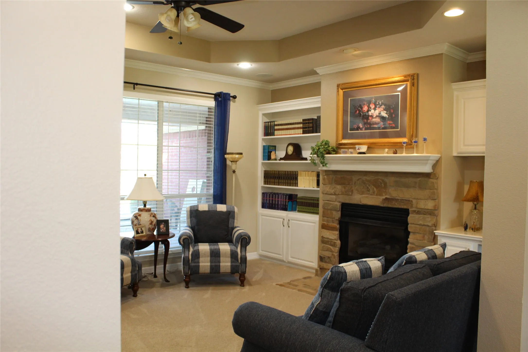 Single Family Residence For Sale in Grayson County , 2131 Deer Run, Denison, Texas 75020, 3 Bedrooms, 2 Bathrooms, 3 Garage spaces, 2,779 Sqft, built in 2000, Price $445,900, mls#21107440, Real Estate Agent in Denison, Homes For Sale in Grayson county, Homes For Sale in Denison, Realtor in Denison Texas, Real Estate Brokerage Independent Realty Texas, Luminita Cordes Realtor