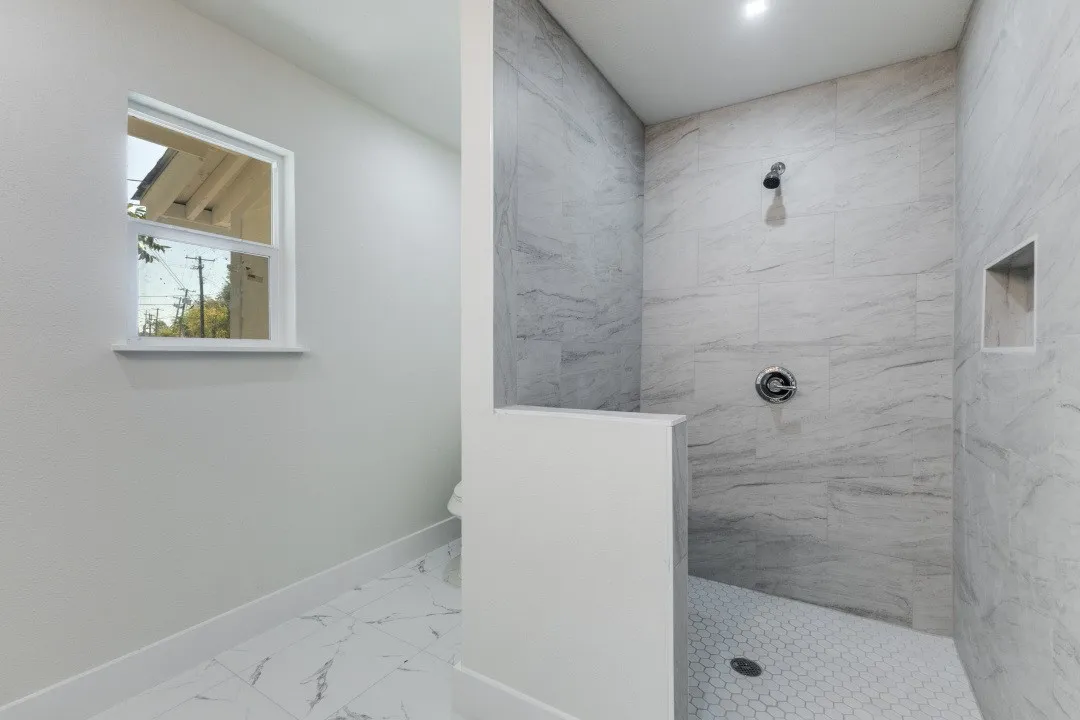 Single Family Residence For Sale in Dallas County , 1410 Prichard Lane, Dallas, Texas 75217, 3 Bedrooms, 2 Bathrooms, Garage spaces, 1,008 Sqft, built in 1951, Preowned, Price $224,890, mls#21083253, Real Estate Agent in Dallas, Homes For Sale in Dallas county, Homes For Sale in Dallas, Realtor in Dallas Texas, Real Estate Brokerage Independent Realty Texas, Luminita Cordes Realtor