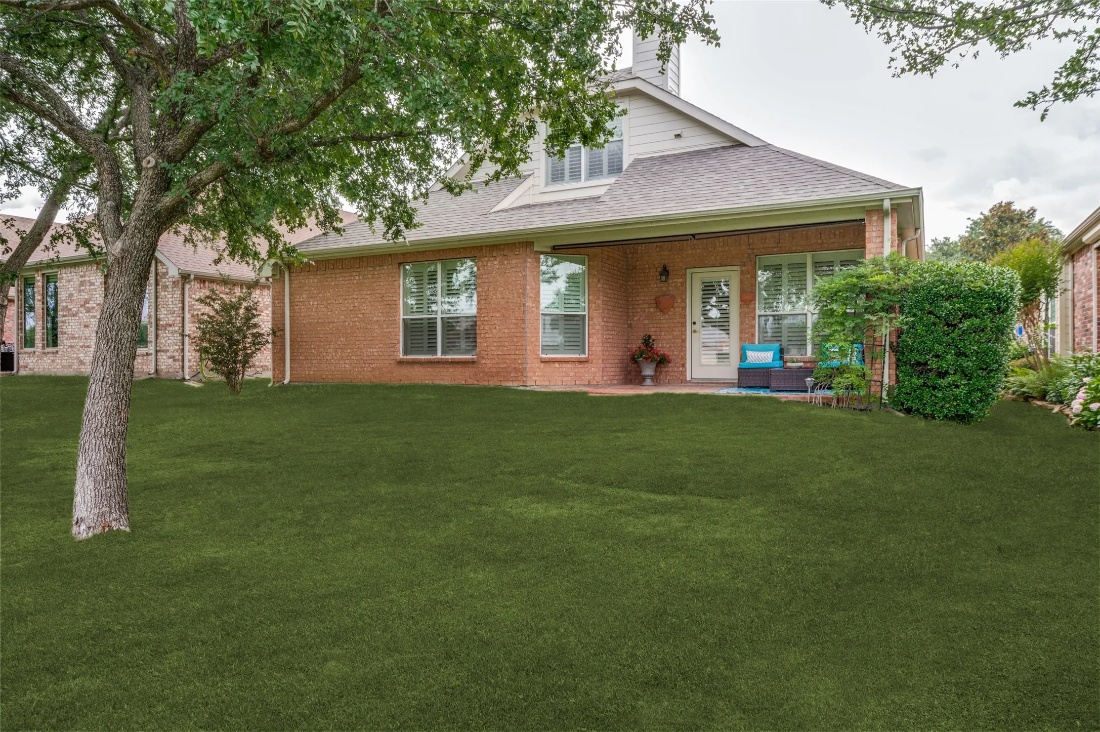 Single Family Residence For Sale in Collin County , 359 Wrangler Drive, Fairview, Texas 75069, 2 Bedroom, 2 Bathroom, 2 Garage spaces, 2,373 Sqft, built in 2004, mls#21103318, Real Estate Agent in Fairview, Homes For Sale in Collin county, Homes For Sale in Fairview, Realtor in Fairview Texas, Real Estate Brokerage Independent Realty Texas, Luminita Cordes Realtor
