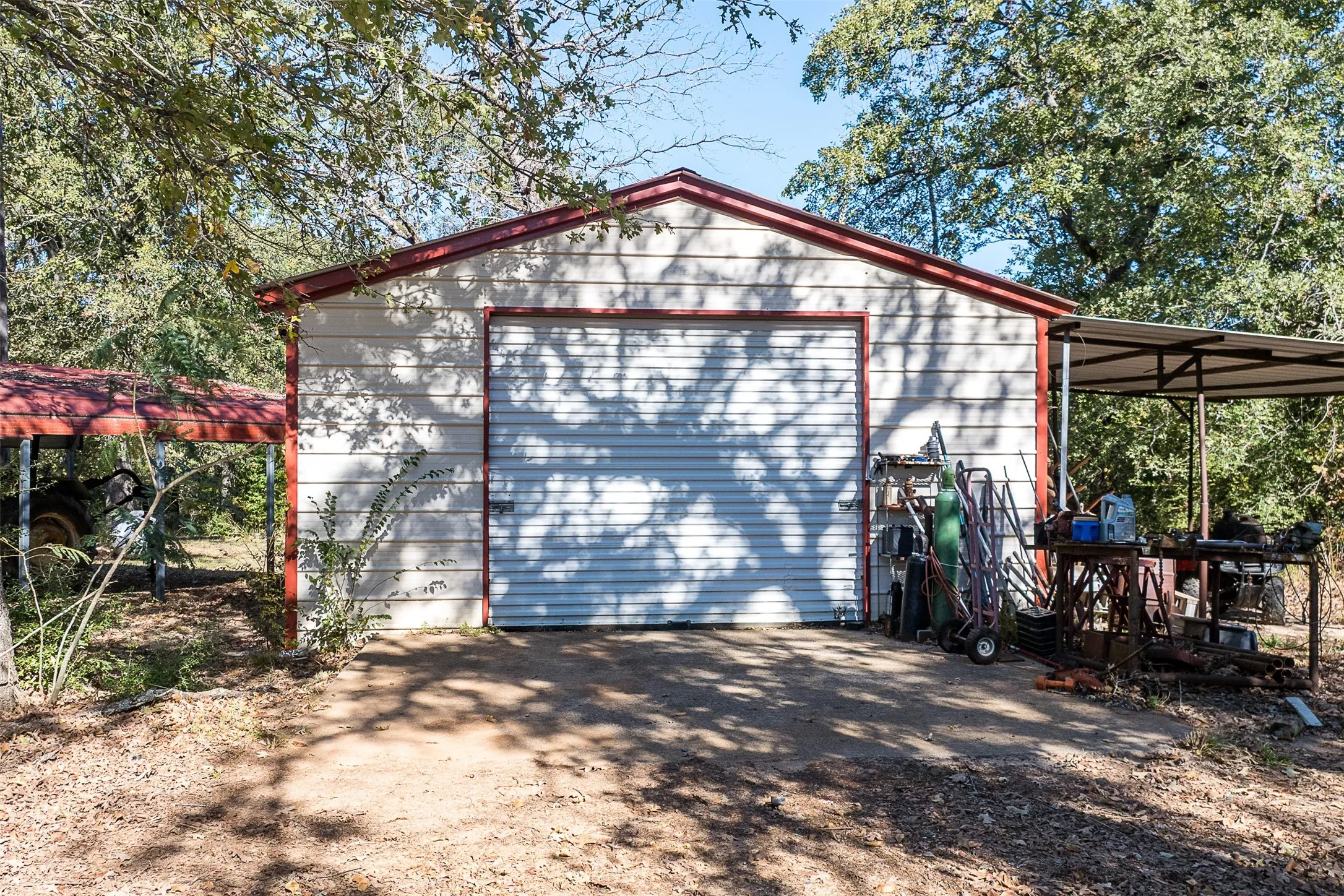 Ranch For Sale in Anderson County , 13793 An County Road 404, Palestine, Texas 75803, 0, 0, Garage spaces, 0 Sqft, built in 2007, mls#21107530, Real Estate Agent in Palestine, Homes For Sale in Anderson county, Homes For Sale in Palestine, Realtor in Palestine Texas, Real Estate Brokerage Independent Realty Texas, Luminita Cordes Realtor