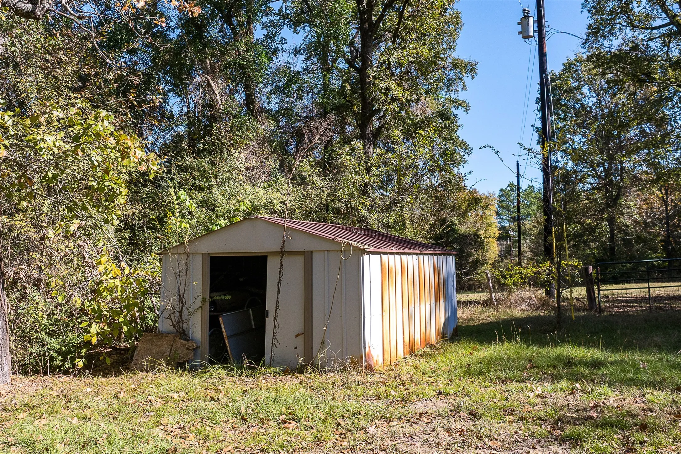 Ranch For Sale in Anderson County , 13793 An County Road 404, Palestine, Texas 75803, 0, 0, Garage spaces, 0 Sqft, built in 2007, mls#21107530, Real Estate Agent in Palestine, Homes For Sale in Anderson county, Homes For Sale in Palestine, Realtor in Palestine Texas, Real Estate Brokerage Independent Realty Texas, Luminita Cordes Realtor