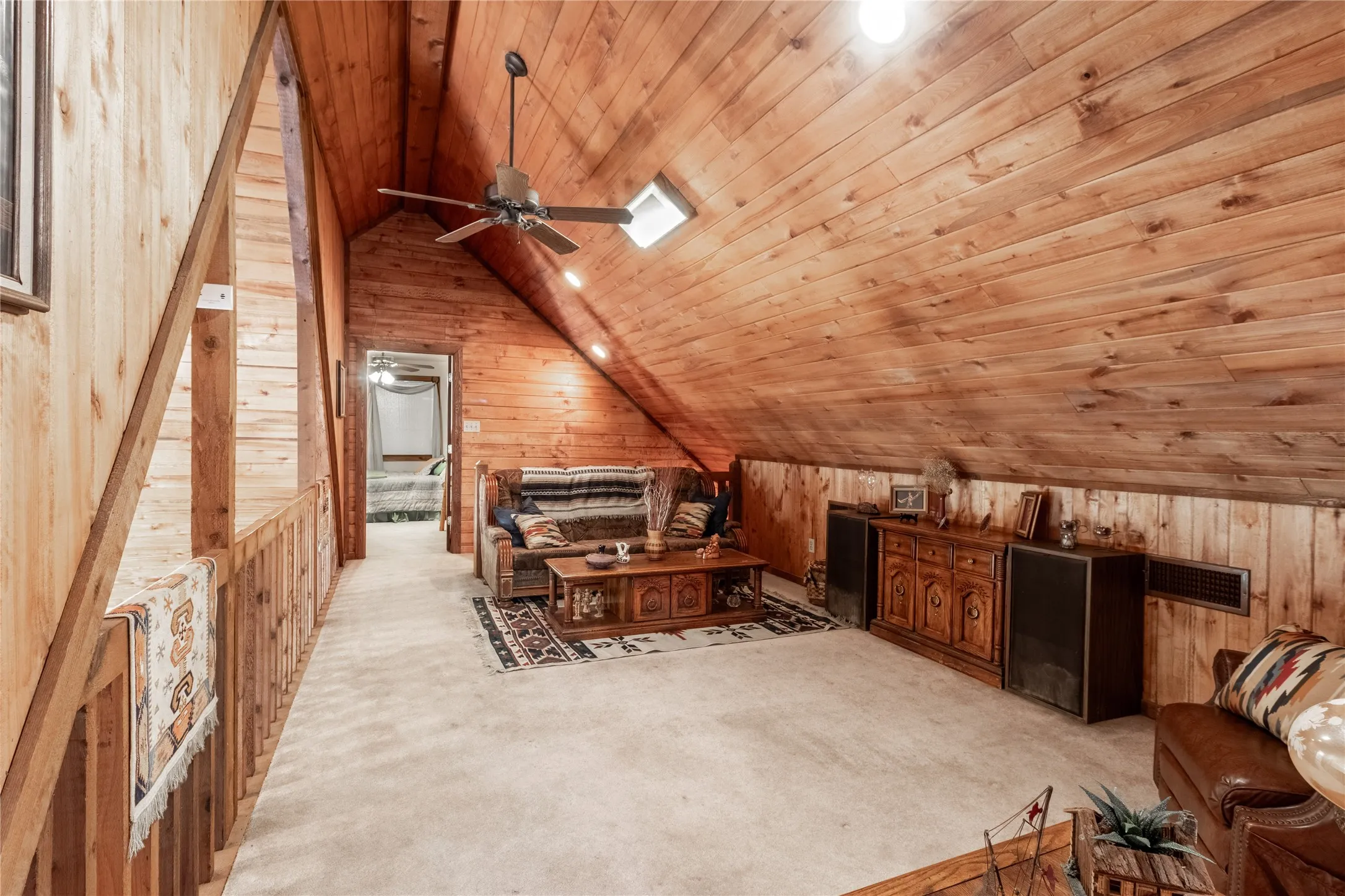 Single Family Residence For Sale in Smith County , 22233 County Road 223, Arp, Texas 75750, 4 Bedrooms, 3 Bathrooms, Garage spaces, 2,468 Sqft, built in 1998, Preowned, Price $675,000, mls#21107871, Real Estate Agent in Arp, Homes For Sale in Smith county, Homes For Sale in Arp, Realtor in Arp Texas, Real Estate Brokerage Independent Realty Texas, Luminita Cordes Realtor