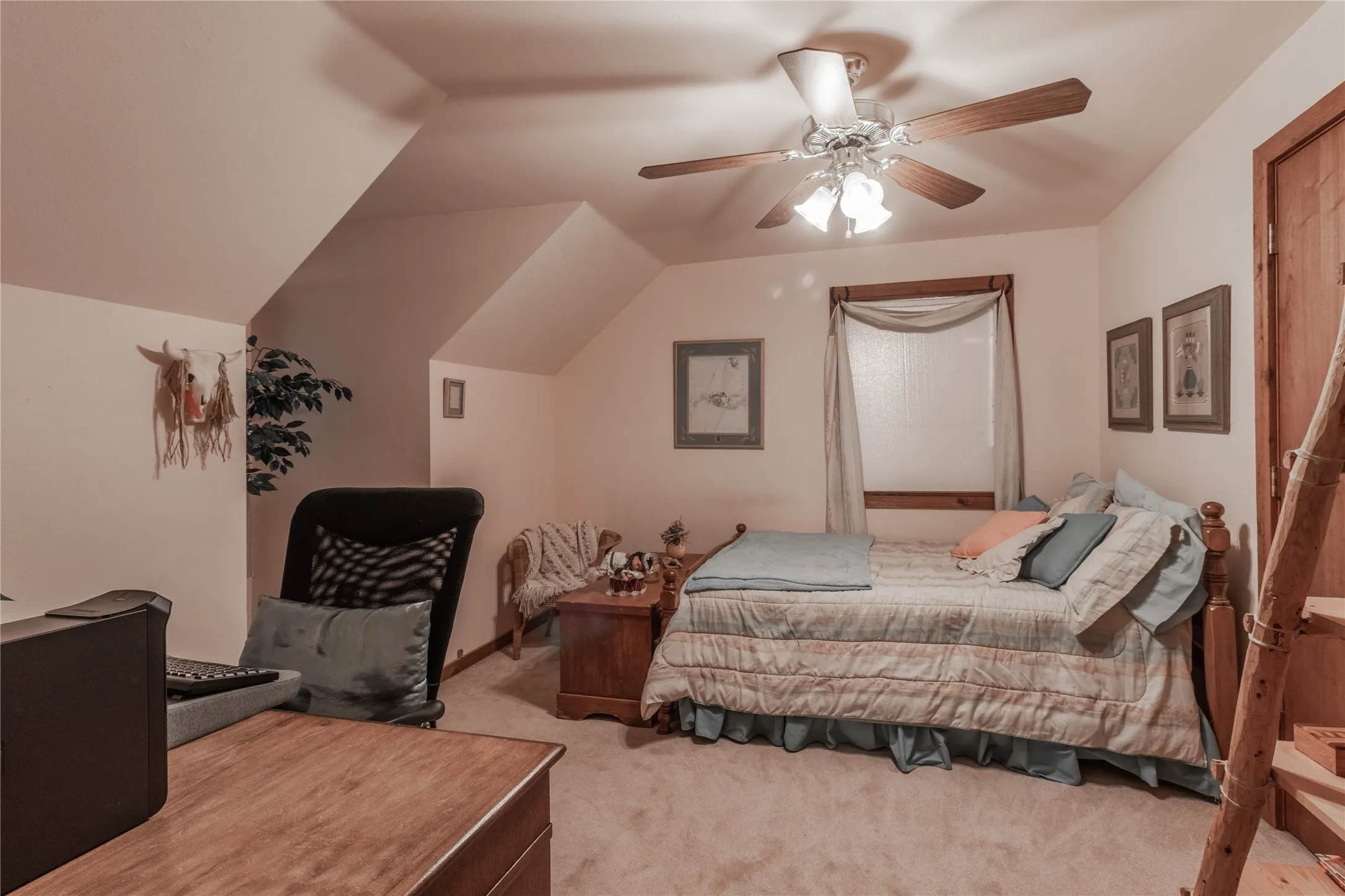 Single Family Residence For Sale in Smith County , 22233 County Road 223, Arp, Texas 75750, 4 Bedrooms, 3 Bathrooms, Garage spaces, 2,468 Sqft, built in 1998, Preowned, Price $675,000, mls#21107871, Real Estate Agent in Arp, Homes For Sale in Smith county, Homes For Sale in Arp, Realtor in Arp Texas, Real Estate Brokerage Independent Realty Texas, Luminita Cordes Realtor