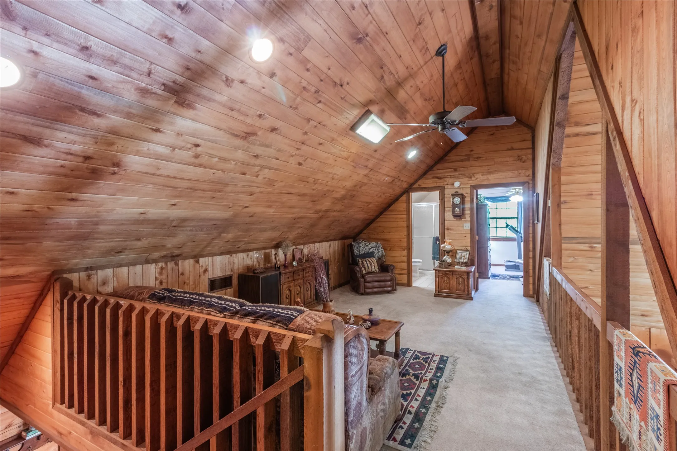 Single Family Residence For Sale in Smith County , 22233 County Road 223, Arp, Texas 75750, 4 Bedrooms, 3 Bathrooms, Garage spaces, 2,468 Sqft, built in 1998, Preowned, Price $675,000, mls#21107871, Real Estate Agent in Arp, Homes For Sale in Smith county, Homes For Sale in Arp, Realtor in Arp Texas, Real Estate Brokerage Independent Realty Texas, Luminita Cordes Realtor