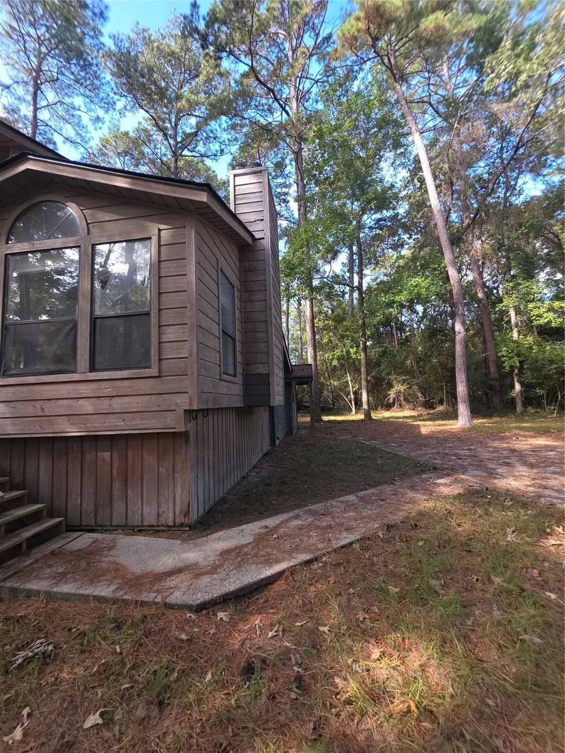 Single Family Residence For Sale in Trinity County , 55 Birch Street, Trinity, Texas 75862, 4 Bedroom, 3 Bathroom, Garage spaces, 2,086 Sqft, built in 1985, mls#21107874, Real Estate Agent in Trinity, Homes For Sale in Trinity county, Homes For Sale in Trinity, Realtor in Trinity Texas, Real Estate Brokerage Independent Realty Texas, Luminita Cordes Realtor