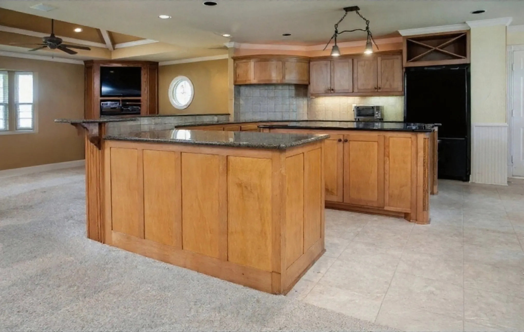 Furniture has been virtually removed.