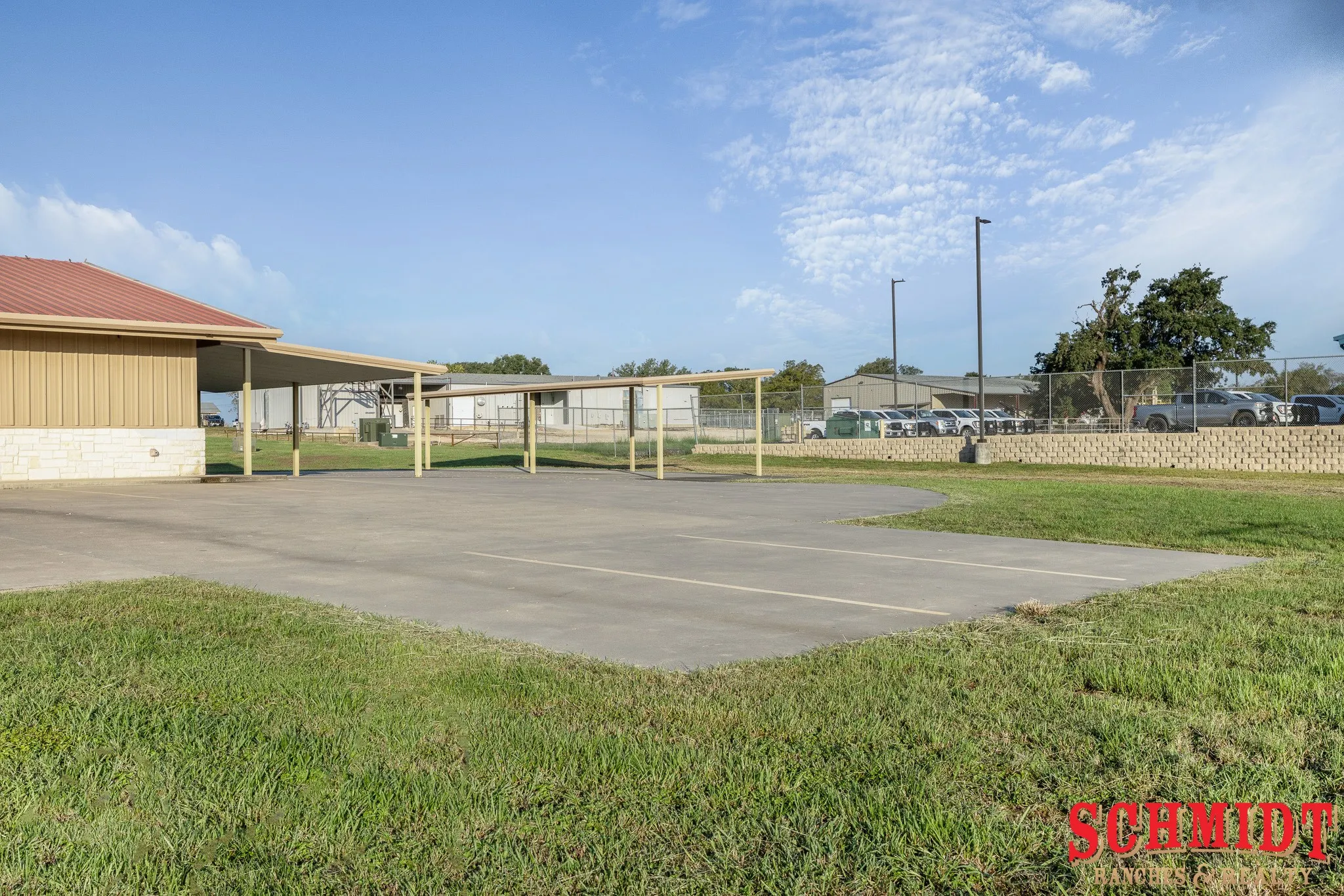 Office For Sale in Gonzales County , 2719 Church Street, Gonzales, Texas 78629, 0, 0, Garage spaces, 0 Sqft, built in 2013, Preowned, mls#21108307, Real Estate Agent in Gonzales, Homes For Sale in Gonzales county, Homes For Sale in Gonzales, Realtor in Gonzales Texas, Real Estate Brokerage Independent Realty Texas, Luminita Cordes Realtor