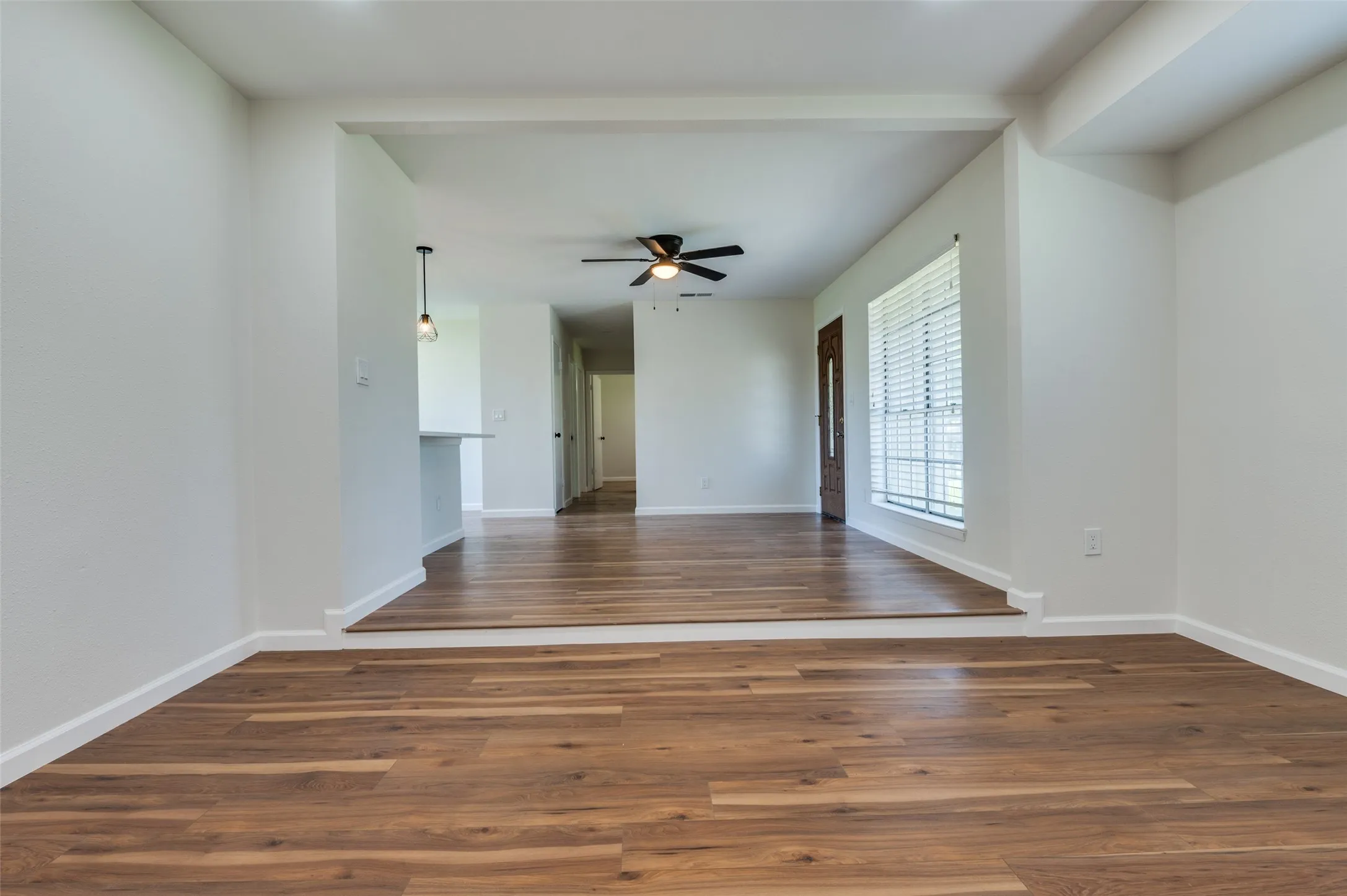 Single Family Residence For Rent in Dallas County , 14217 Carla Drive, Balch Springs, Texas 75180, 3 Bedrooms, 1 Bathroom, Garage spaces, 1,182 Sqft, built in 1967, Preowned, Price $1,900, mls#21108521, Real Estate Agent in Balch Springs, Homes For Rent in Dallas county, Homes For Rent in Balch Springs, Realtor in Balch Springs Texas, Real Estate Brokerage Independent Realty Texas, Luminita Cordes Realtor