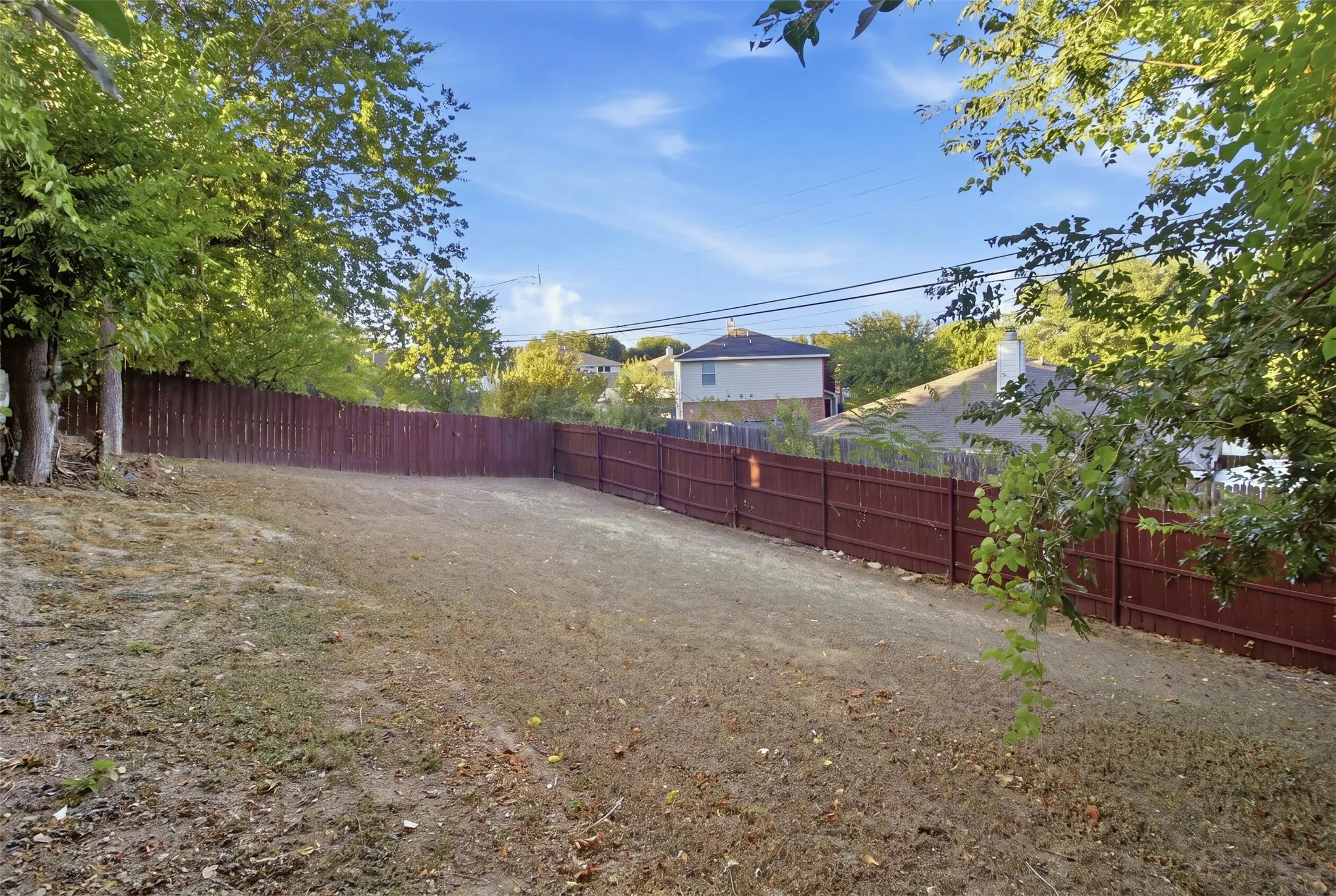 Single Family Residence For Sale in Dallas County , 7002 Troy Glen Drive, Dallas, Texas 75241, 3 Bedroom, 2 Bathroom, Garage spaces, 1,422 Sqft, built in 1986, mls#21104086, Real Estate Agent in Dallas, Homes For Sale in Dallas county, Homes For Sale in Dallas, Realtor in Dallas Texas, Real Estate Brokerage Independent Realty Texas, Luminita Cordes Realtor