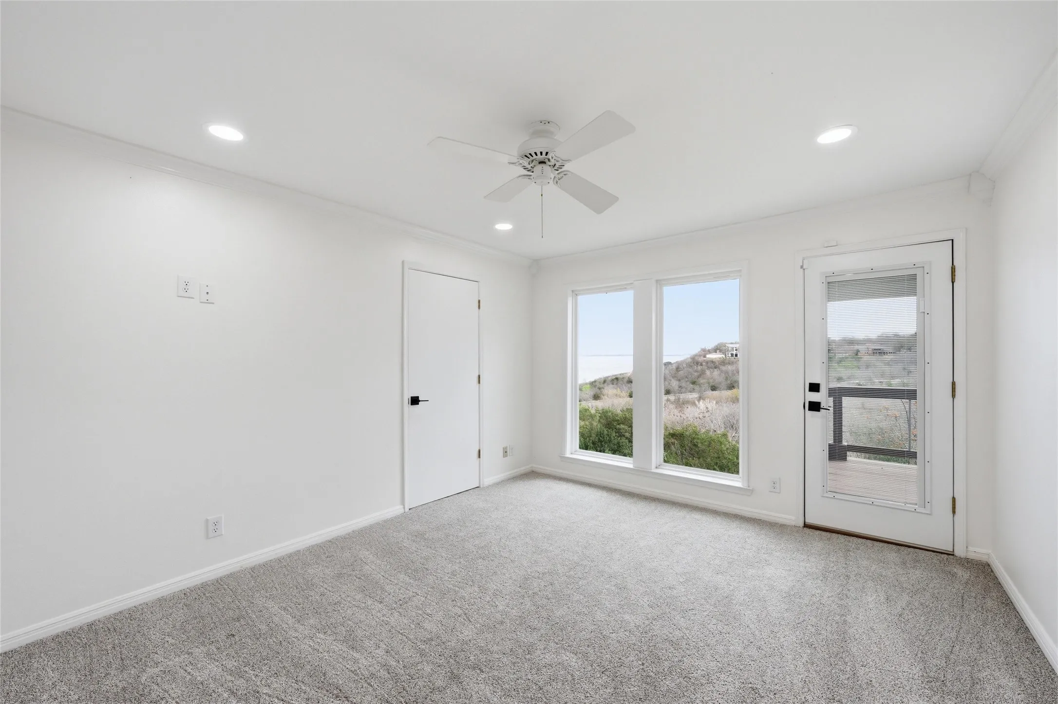 Single Family Residence For Sale in Mc Lennan County , 6417 Summit Ridge Drive, Waco, Texas 76710, 3 Bedroom, 4 Bathroom, 2 Garage spaces, 2,954 Sqft, built in 1986, mls#21108656, Real Estate Agent in Waco, Homes For Sale in Mc Lennan county, Homes For Sale in Waco, Realtor in Waco Texas, Real Estate Brokerage Independent Realty Texas, Luminita Cordes Realtor