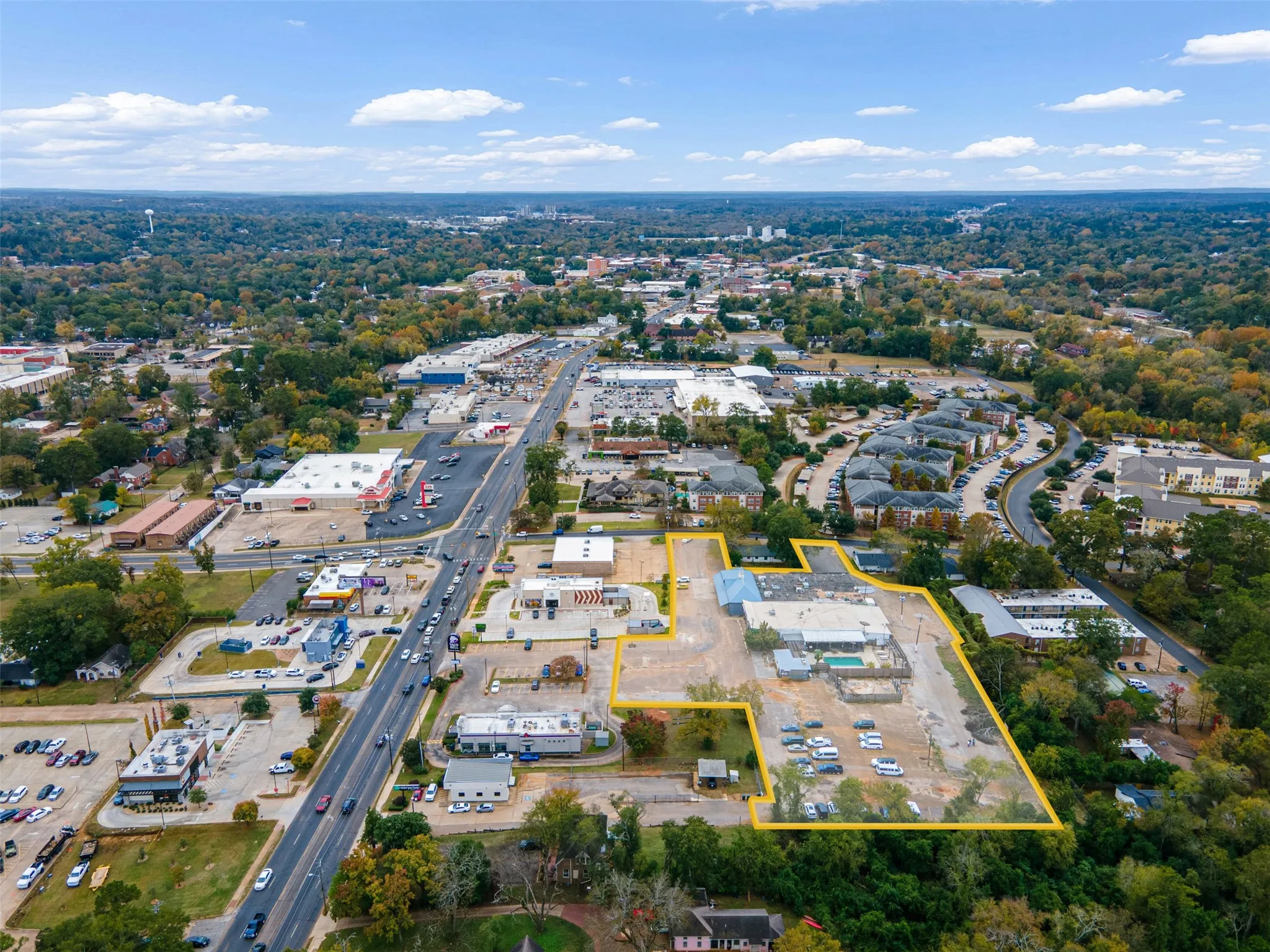 Retail For Sale in Nacogdoches County , 1507 North Street, Nacogdoches, Texas 75965, 0, 0, Garage spaces, 0 Sqft, built in 1980, Preowned, Price $1,450,000, mls#21108731, Real Estate Agent in Nacogdoches, Homes For Sale in Nacogdoches county, Homes For Sale in Nacogdoches, Realtor in Nacogdoches Texas, Real Estate Brokerage Independent Realty Texas, Luminita Cordes Realtor