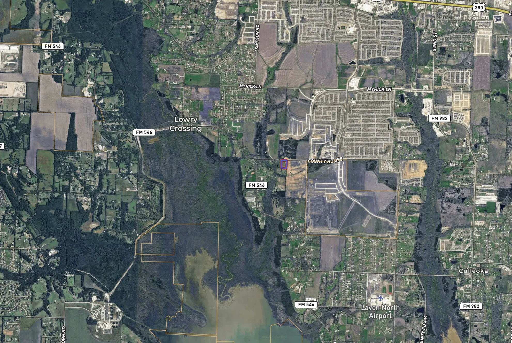 Aerial map of property and surrounding area