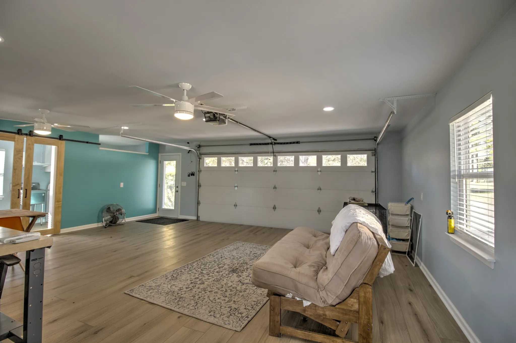 Single Family Residence For Sale in Grayson County , 227 Newcastle Drive, Gordonville, Texas 76245, 1 Bedroom, 1 Bathroom, Garage spaces, 1,440 Sqft, built in 2011, mls#21105085, Real Estate Agent in Gordonville, Homes For Sale in Grayson county, Homes For Sale in Gordonville, Realtor in Gordonville Texas, Real Estate Brokerage Independent Realty Texas, Luminita Cordes Realtor