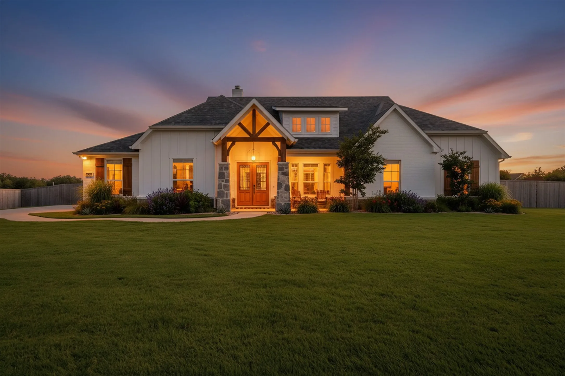 Single Family Residence For Sale in Ellis County , 8221 David Lane, Midlothian, Texas 76065, 4 Bedroom, 2 Bathroom, 2 Garage spaces, 2,514 Sqft, built in 2023, Preowned, mls#21108616, Real Estate Agent in Midlothian, Homes For Sale in Ellis county, Homes For Sale in Midlothian, Realtor in Midlothian Texas, Real Estate Brokerage Independent Realty Texas, Luminita Cordes Realtor