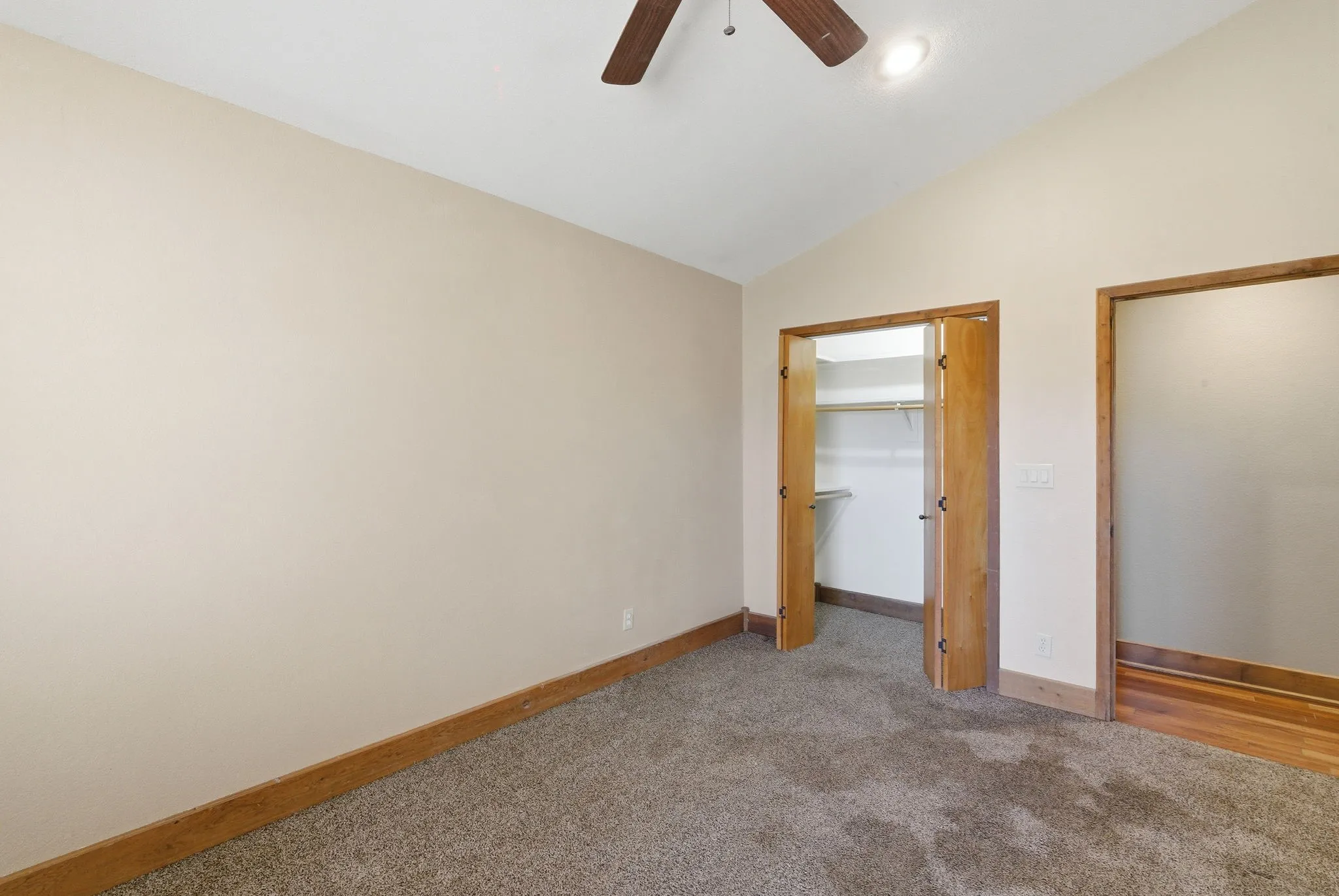 Single Family Residence For Sale in Hood County , 200 N Elm Lane, Tolar, Texas 76476, 3 Bedrooms, 3 Bathrooms, Garage spaces, 1,855 Sqft, built in 1945, Preowned, Price $354,900, mls#21108149, Real Estate Agent in Tolar, Homes For Sale in Hood county, Homes For Sale in Tolar, Realtor in Tolar Texas, Real Estate Brokerage Independent Realty Texas, Luminita Cordes Realtor