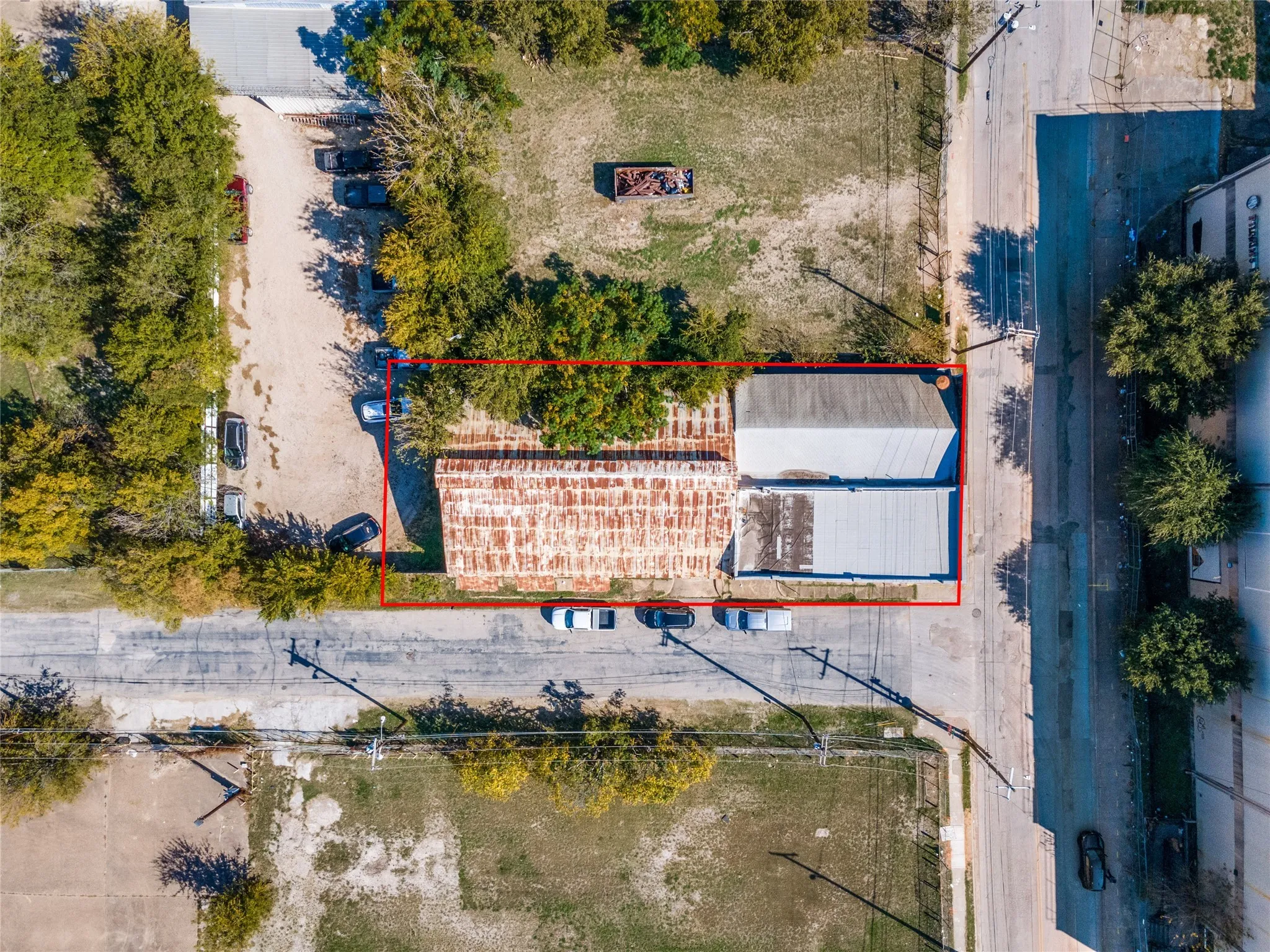 Industrial For Sale in Dallas County , 2401 Hickory Street, Dallas, Texas 75215, 0, 0, Garage spaces, 0 Sqft, built in 1907, Preowned, Price $1,499,900, mls#21106945, Real Estate Agent in Dallas, Homes For Sale in Dallas county, Homes For Sale in Dallas, Realtor in Dallas Texas, Real Estate Brokerage Independent Realty Texas, Luminita Cordes Realtor
