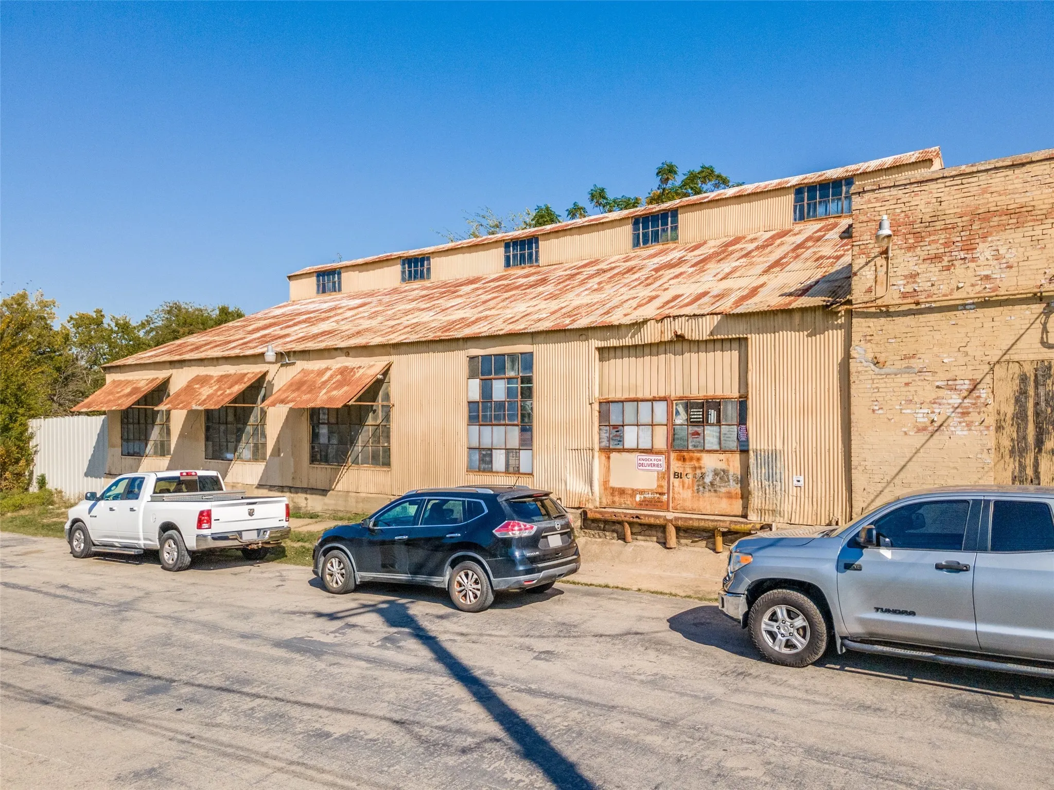 Industrial For Sale in Dallas County , 2401 Hickory Street, Dallas, Texas 75215, 0, 0, Garage spaces, 0 Sqft, built in 1907, Preowned, Price $1,499,900, mls#21106945, Real Estate Agent in Dallas, Homes For Sale in Dallas county, Homes For Sale in Dallas, Realtor in Dallas Texas, Real Estate Brokerage Independent Realty Texas, Luminita Cordes Realtor