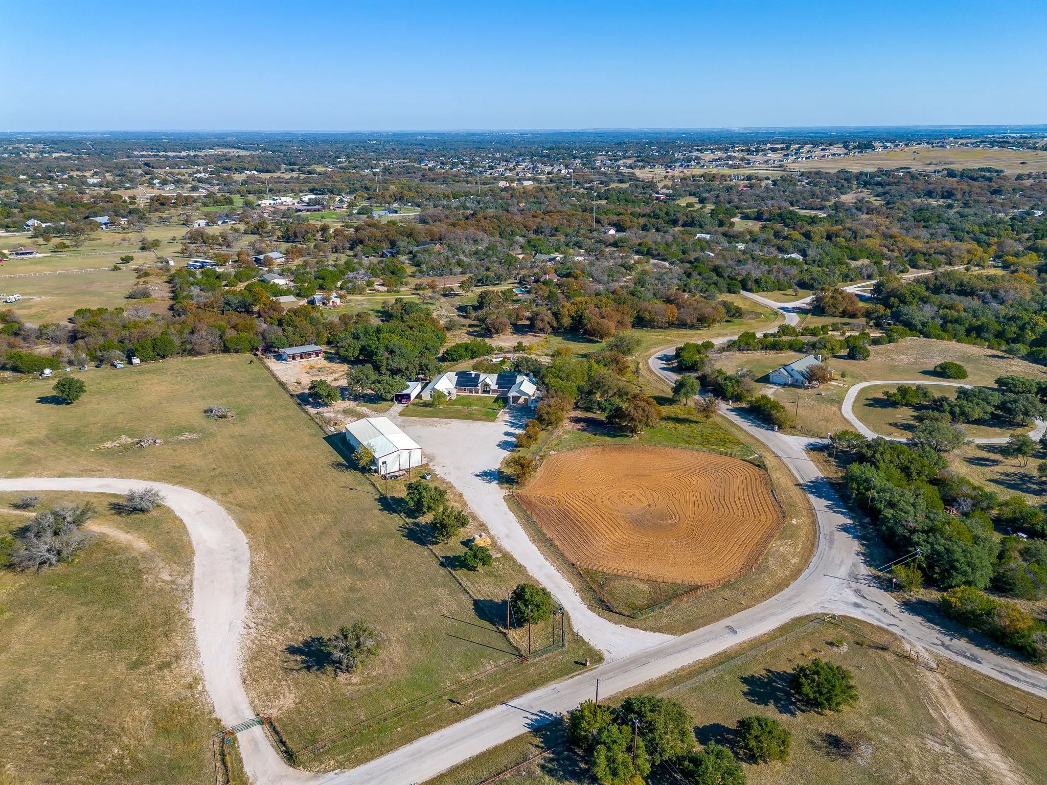 Single Family Residence For Sale in Parker County , 1390 Mary Drive, Weatherford, Texas 76085, 4 Bedroom, 4 Bathroom, Garage spaces, 4,672 Sqft, built in 1996, mls#21108744, Real Estate Agent in Weatherford, Homes For Sale in Parker county, Homes For Sale in Weatherford, Realtor in Weatherford Texas, Real Estate Brokerage Independent Realty Texas, Luminita Cordes Realtor