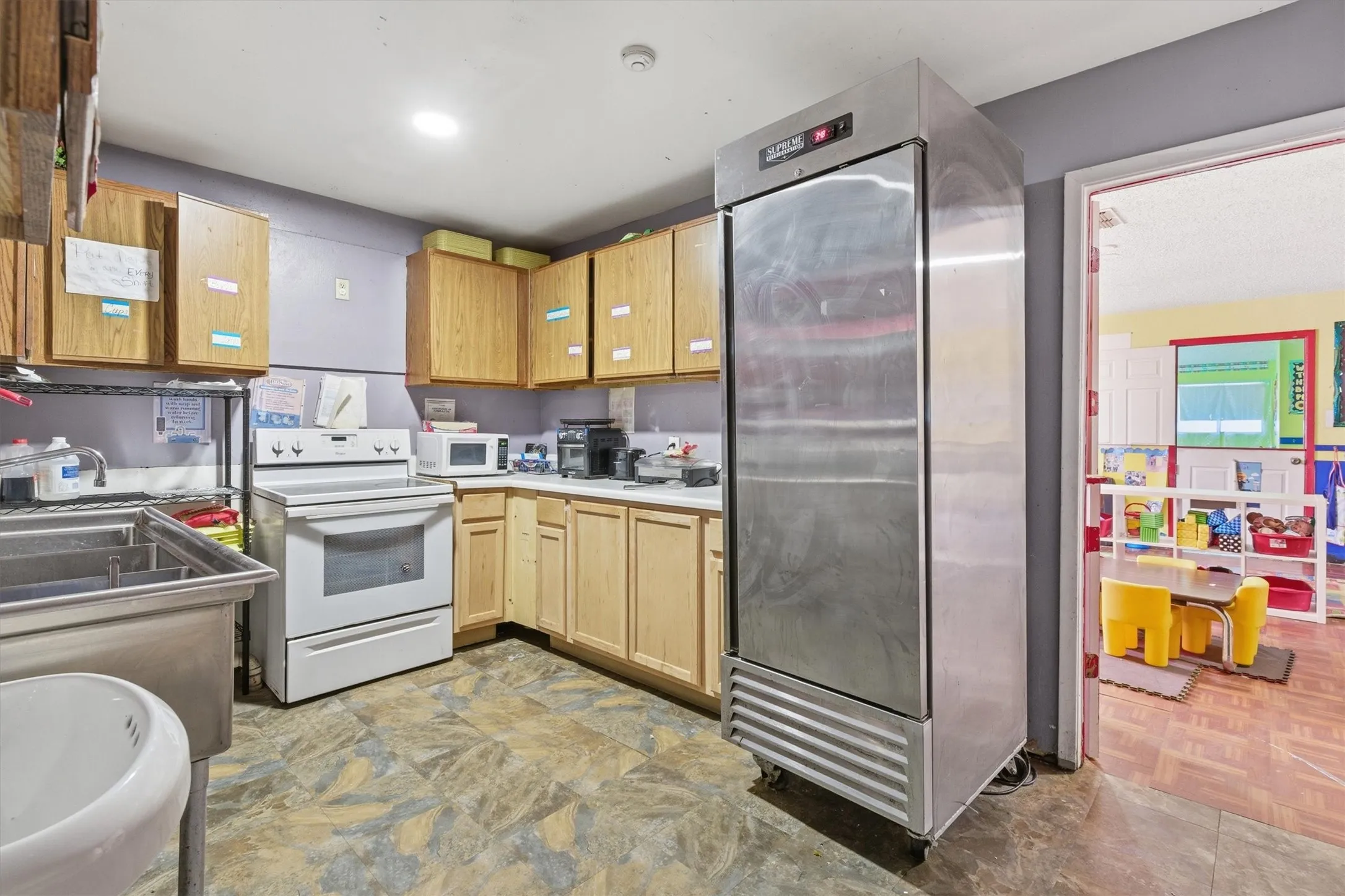 Business For Sale in Dallas County , 622 Freetown, Grand Prairie, Texas 75051, 0, 0, Garage spaces, 0 Sqft, built in 1985, Preowned, mls#21103411, Real Estate Agent in Grand Prairie, Homes For Sale in Dallas county, Homes For Sale in Grand Prairie, Realtor in Grand Prairie Texas, Real Estate Brokerage Independent Realty Texas, Luminita Cordes Realtor