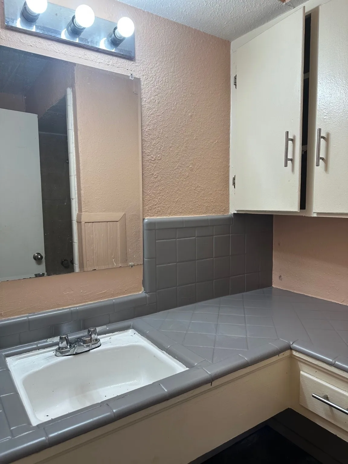 Single Family Residence For Rent in Dallas County , 1905 Hard Rock Road, Irving, Texas 75061, 4 Bedroom, 3 Bathroom, Garage spaces, 3,150 Sqft, built in 1961, Unknown, mls#21109609, Real Estate Agent in Irving, Homes For Rent in Dallas county, Homes For Rent in Irving, Realtor in Irving Texas, Real Estate Brokerage Independent Realty Texas, Luminita Cordes Realtor