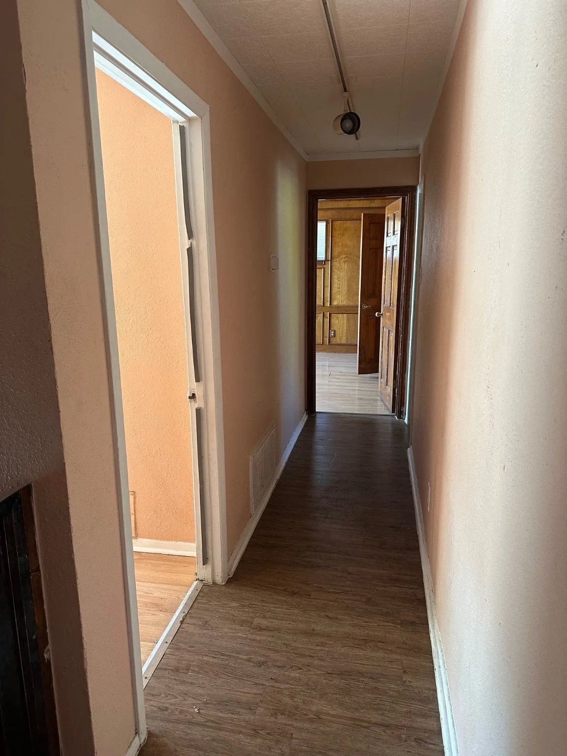 Single Family Residence For Rent in Dallas County , 1905 Hard Rock Road, Irving, Texas 75061, 4 Bedroom, 3 Bathroom, Garage spaces, 3,150 Sqft, built in 1961, Unknown, mls#21109609, Real Estate Agent in Irving, Homes For Rent in Dallas county, Homes For Rent in Irving, Realtor in Irving Texas, Real Estate Brokerage Independent Realty Texas, Luminita Cordes Realtor