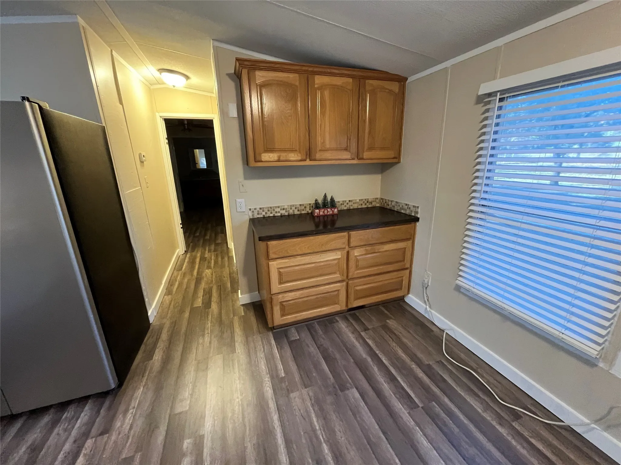 Manufactured Home For Sale in Parker County , 126 Briar Oaks Drive, Azle, Texas 76020, 3 Bedroom, 2 Bathroom, Garage spaces, 1,216 Sqft, built in 1996, mls#21109623, Real Estate Agent in Azle, Homes For Sale in Parker county, Homes For Sale in Azle, Realtor in Azle Texas, Real Estate Brokerage Independent Realty Texas, Luminita Cordes Realtor