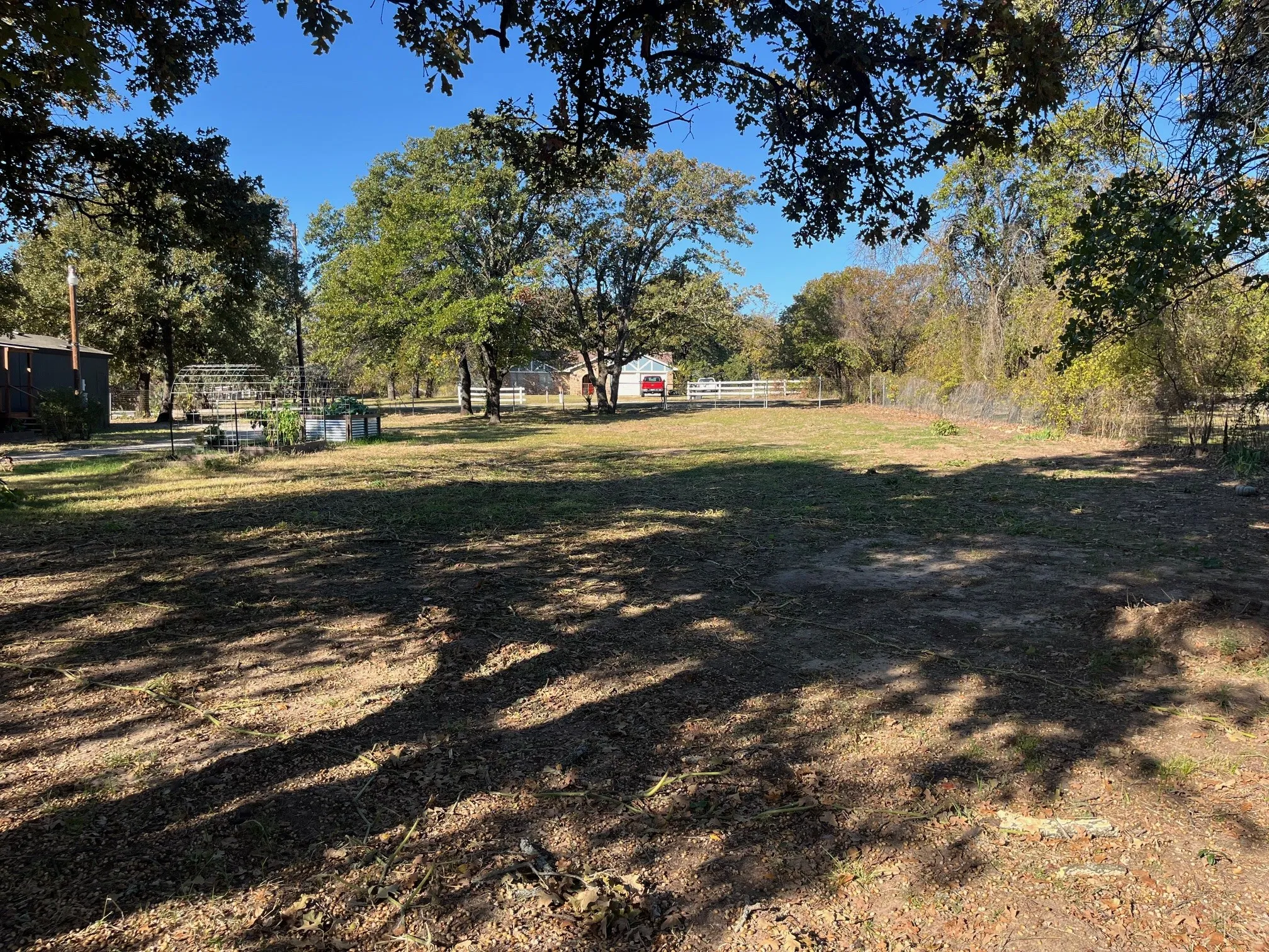 Manufactured Home For Sale in Parker County , 126 Briar Oaks Drive, Azle, Texas 76020, 3 Bedroom, 2 Bathroom, Garage spaces, 1,216 Sqft, built in 1996, mls#21109623, Real Estate Agent in Azle, Homes For Sale in Parker county, Homes For Sale in Azle, Realtor in Azle Texas, Real Estate Brokerage Independent Realty Texas, Luminita Cordes Realtor