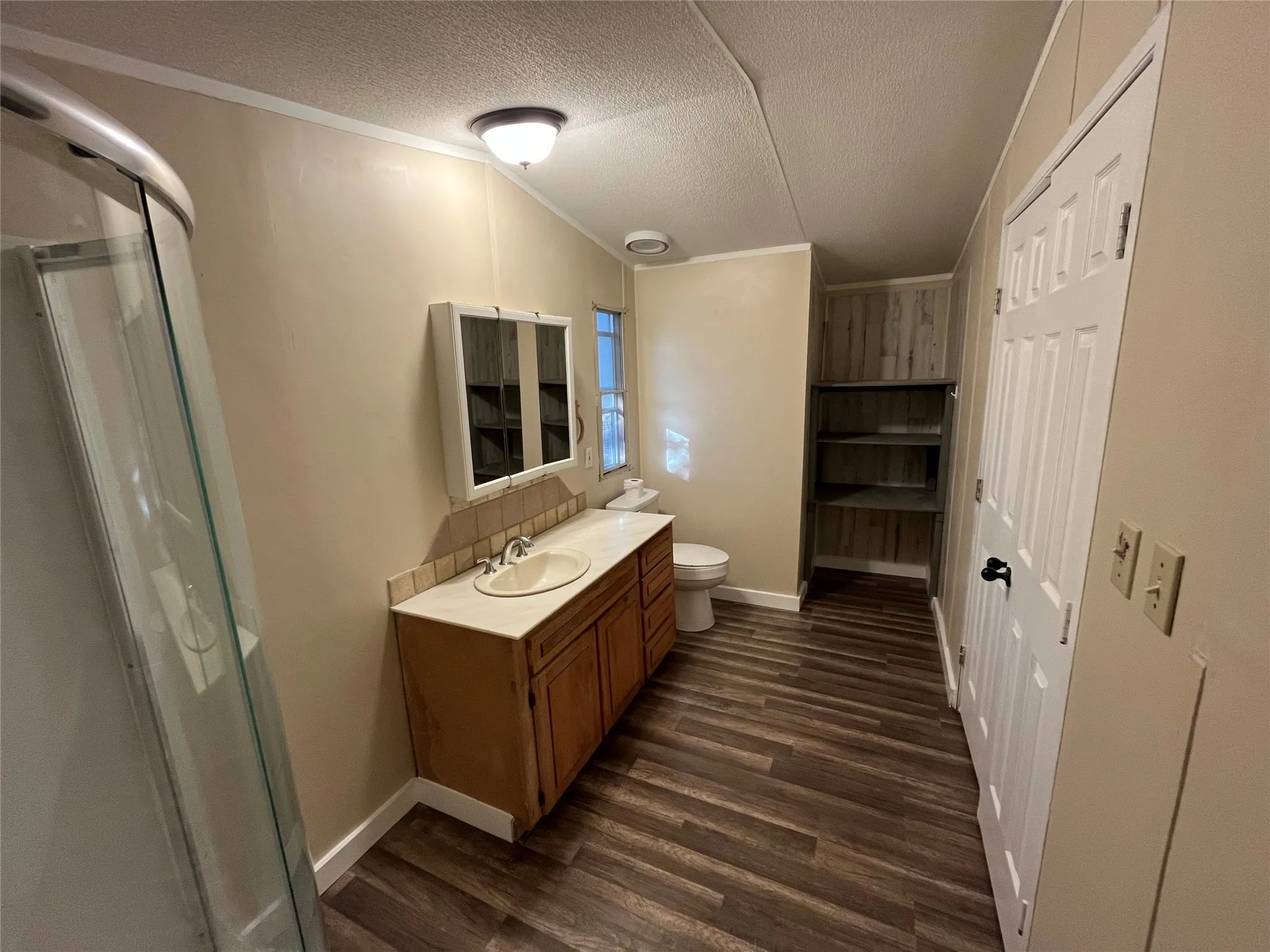 Manufactured Home For Sale in Parker County , 126 Briar Oaks Drive, Azle, Texas 76020, 3 Bedroom, 2 Bathroom, Garage spaces, 1,216 Sqft, built in 1996, mls#21109623, Real Estate Agent in Azle, Homes For Sale in Parker county, Homes For Sale in Azle, Realtor in Azle Texas, Real Estate Brokerage Independent Realty Texas, Luminita Cordes Realtor