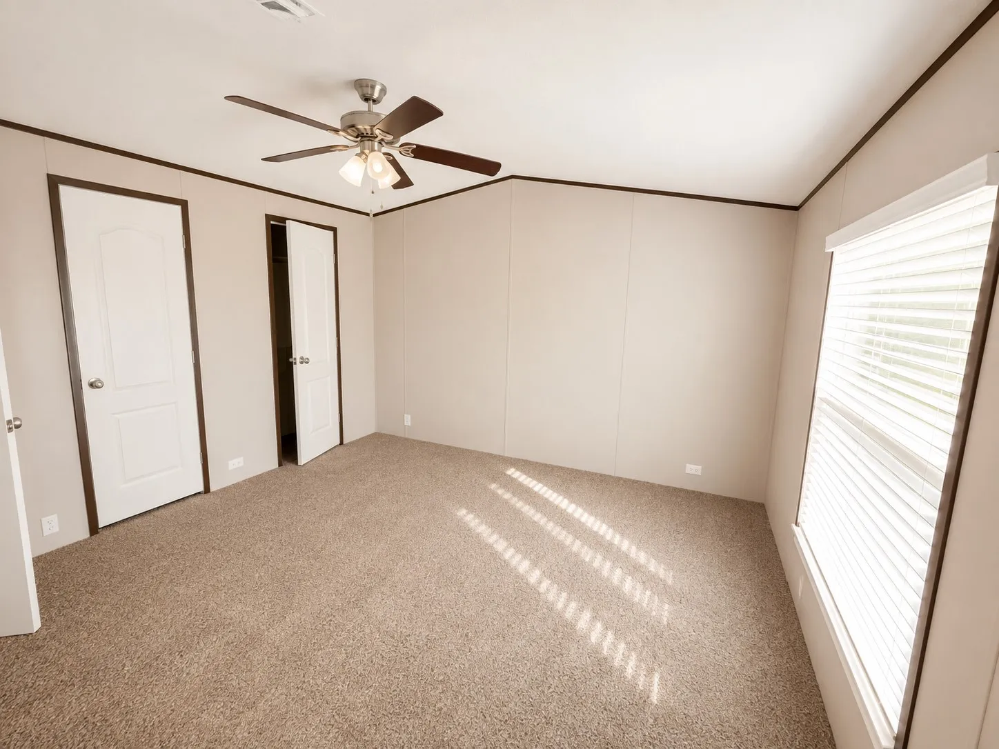 Mobile Home For Sale in Hood County , 5421 Lake View Drive, Granbury, Texas 76048, 4 Bedroom, 2 Bathroom, Garage spaces, 1,200 Sqft, built in 2019, mls#21107391, Real Estate Agent in Granbury, Homes For Sale in Hood county, Homes For Sale in Granbury, Realtor in Granbury Texas, Real Estate Brokerage Independent Realty Texas, Luminita Cordes Realtor