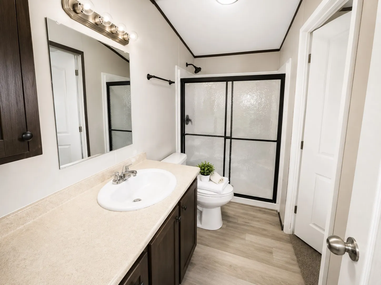 Mobile Home For Sale in Hood County , 5421 Lake View Drive, Granbury, Texas 76048, 4 Bedroom, 2 Bathroom, Garage spaces, 1,200 Sqft, built in 2019, mls#21107391, Real Estate Agent in Granbury, Homes For Sale in Hood county, Homes For Sale in Granbury, Realtor in Granbury Texas, Real Estate Brokerage Independent Realty Texas, Luminita Cordes Realtor